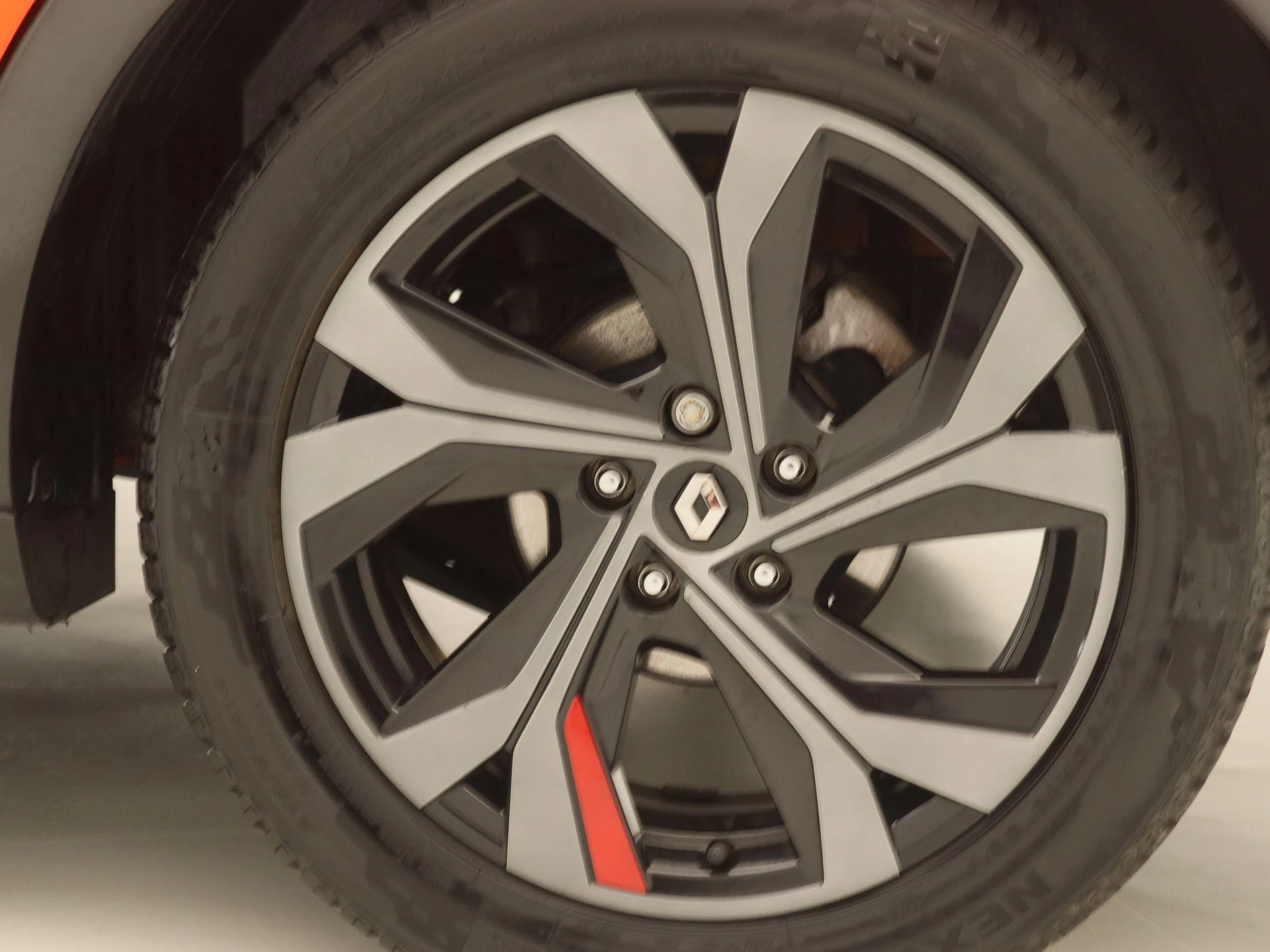 Renault-Arkana-image-17