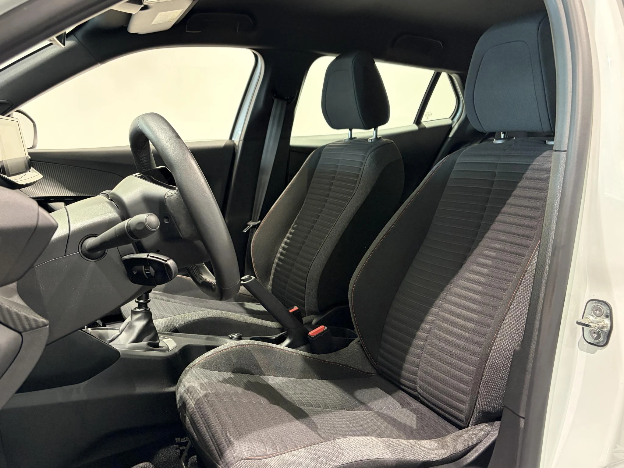 Peugeot-2008-image-6