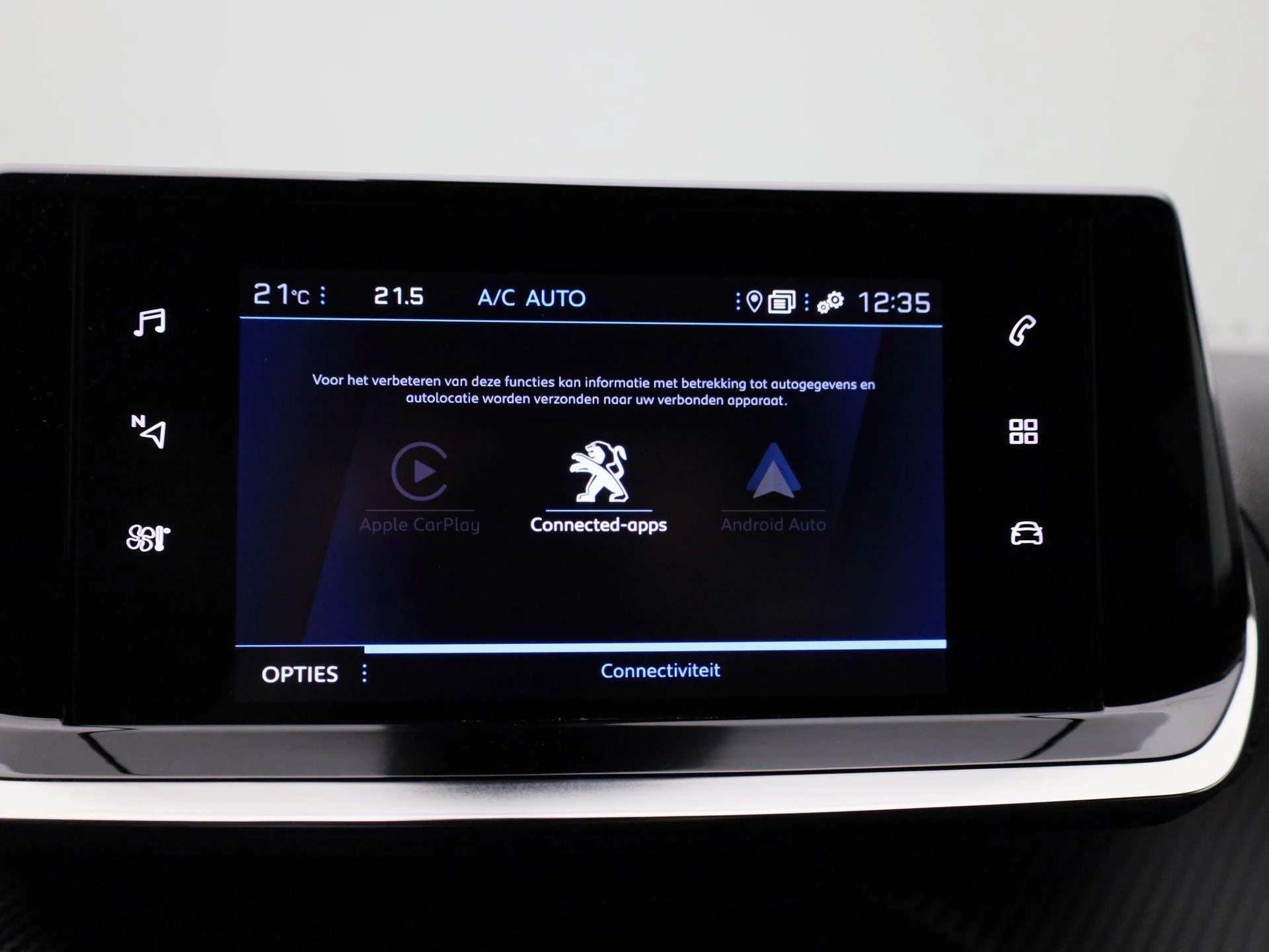 Peugeot-2008-image-19