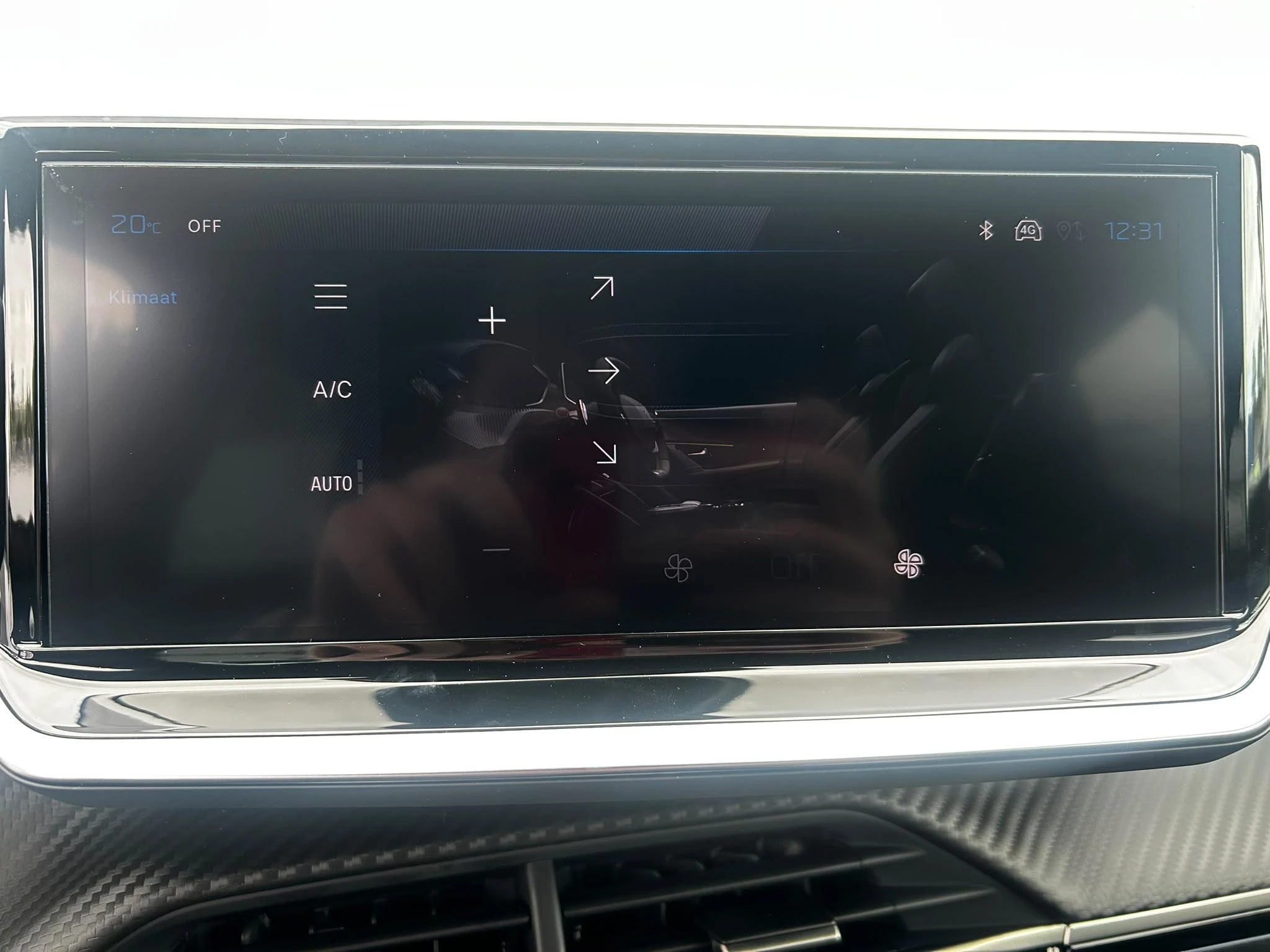 Peugeot-2008-image-14