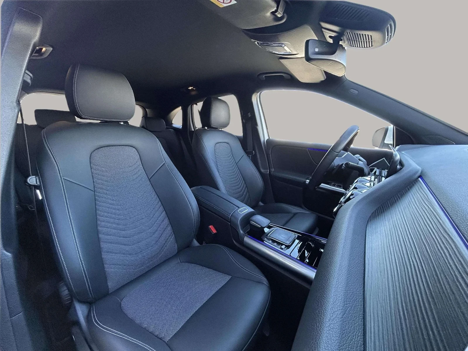 Mercedes-Benz-EQA-image-13