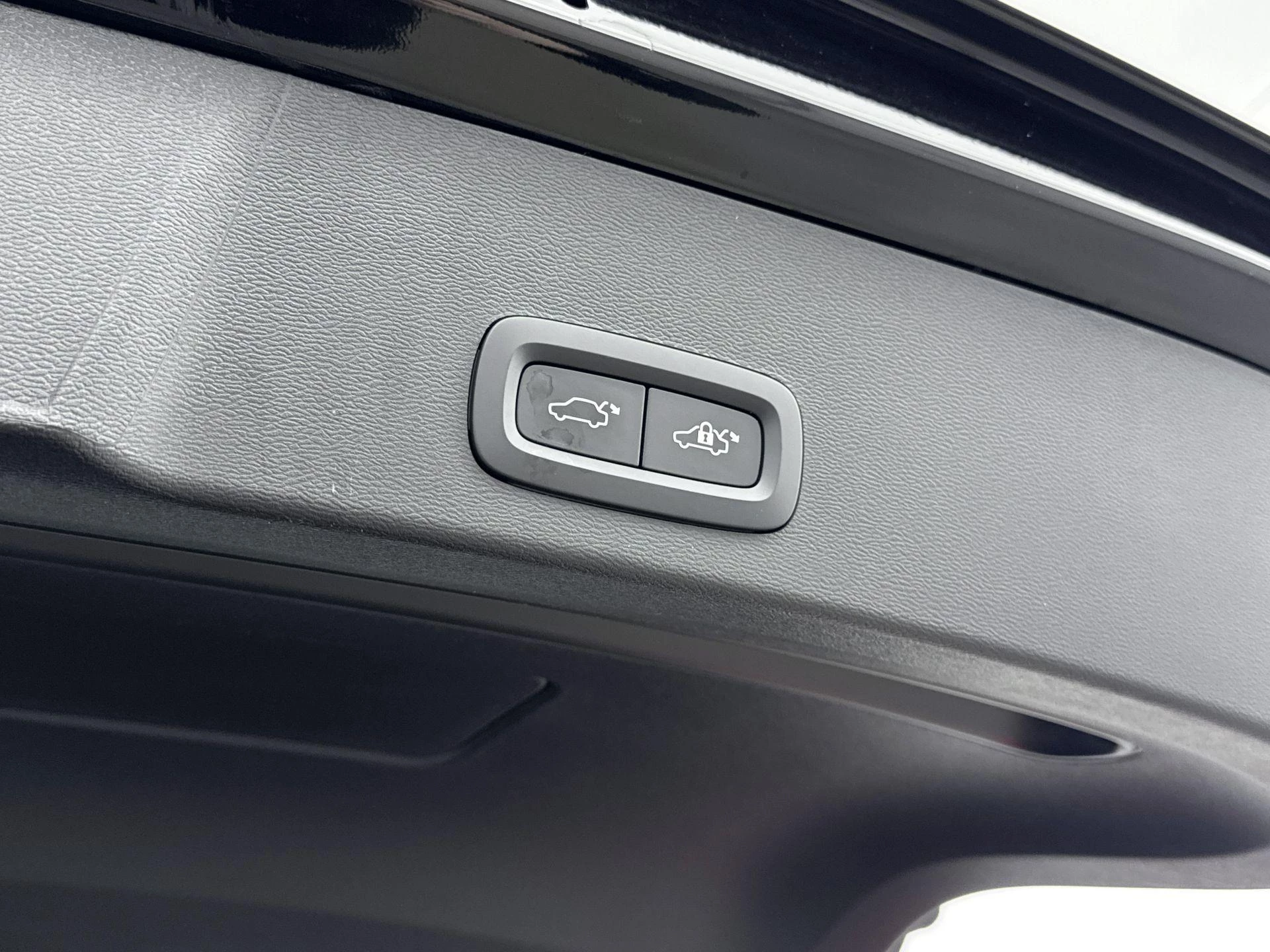 Volvo XC40 1.5 T2 Plus Bright