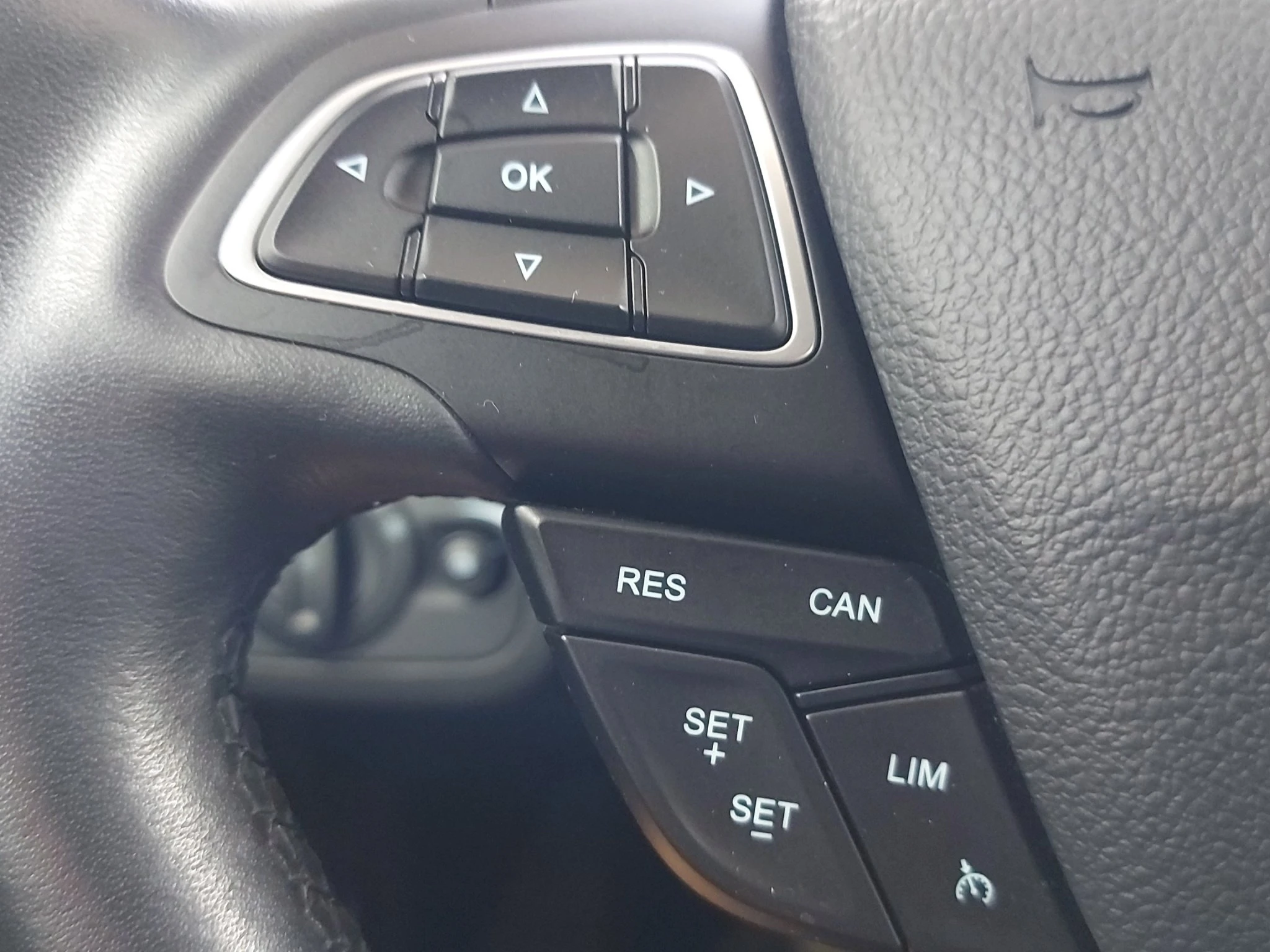Ford Kuga 1.5 EcoBoost Cool&Connect 4x2 Start/St (EURO