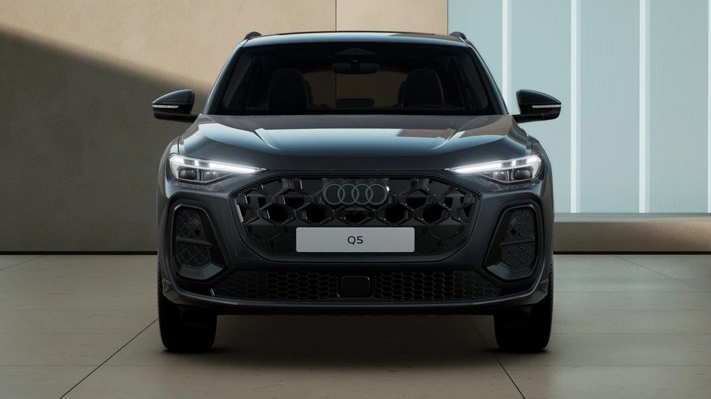 Audi Q5 TDI quattro S line Pano Tech