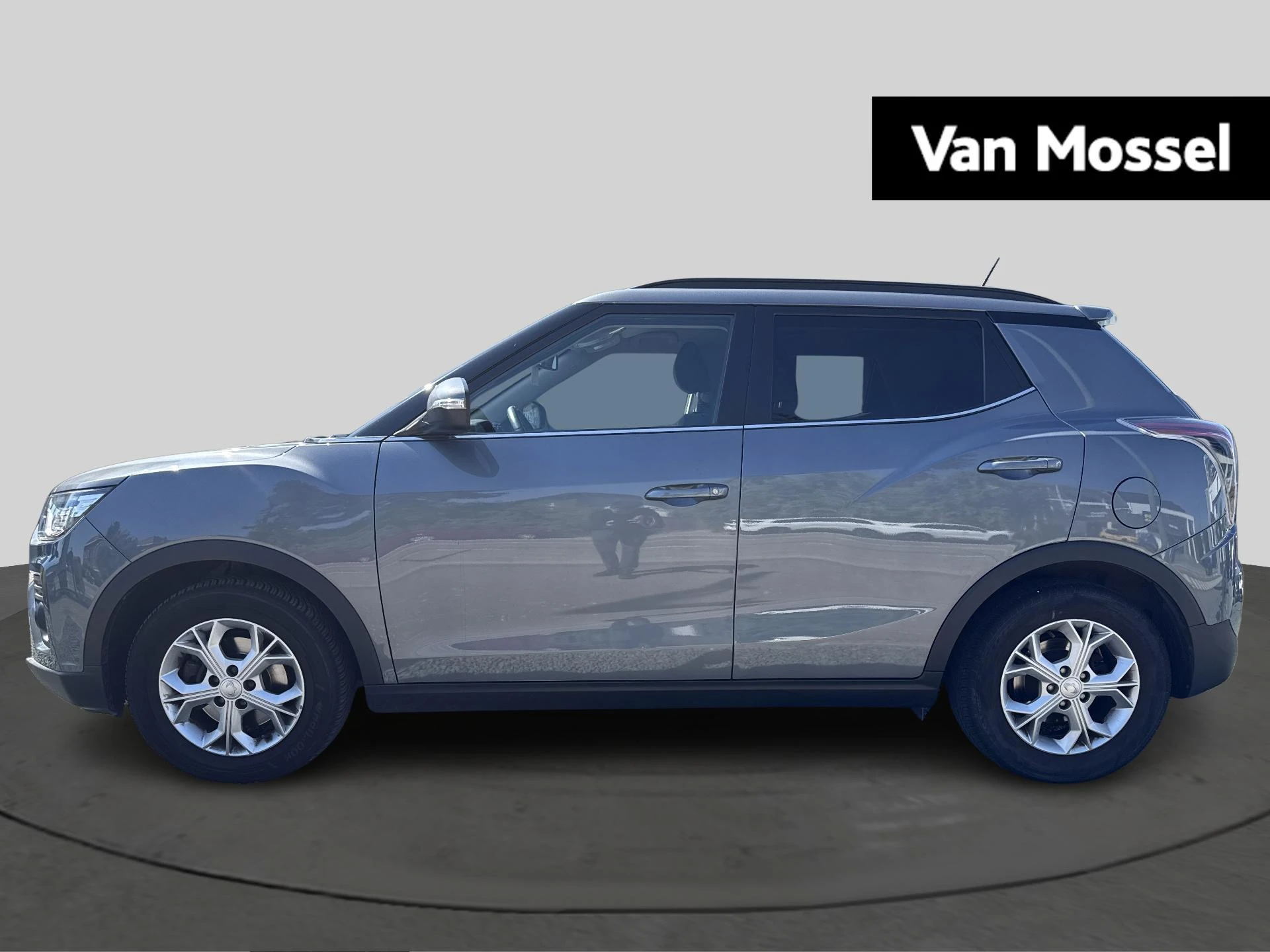 SsangYong-Tivoli-image-4