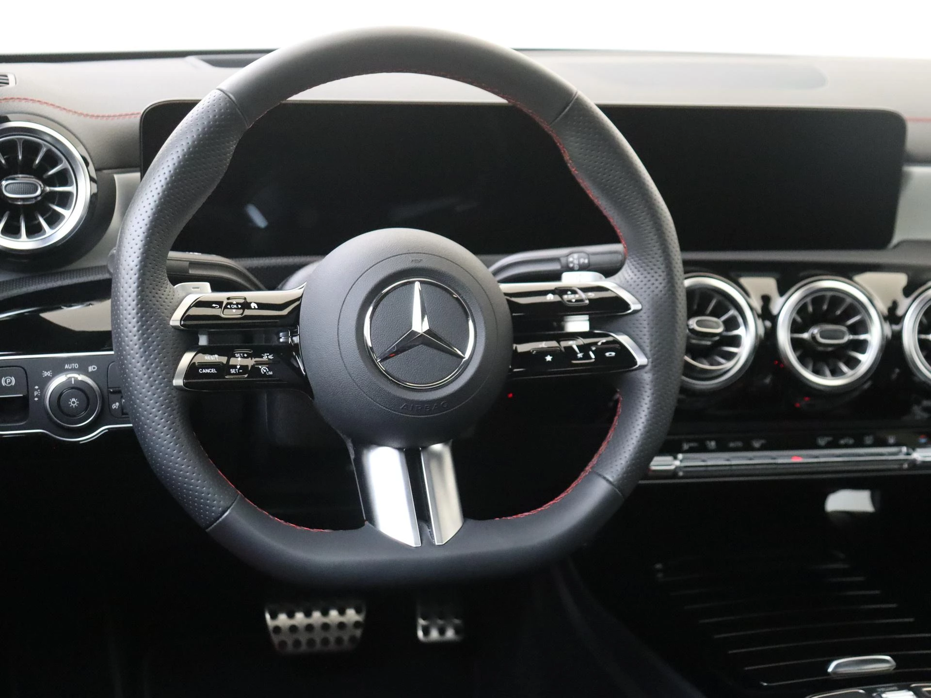 Mercedes-Benz CLA 250 e Business Solution AMG