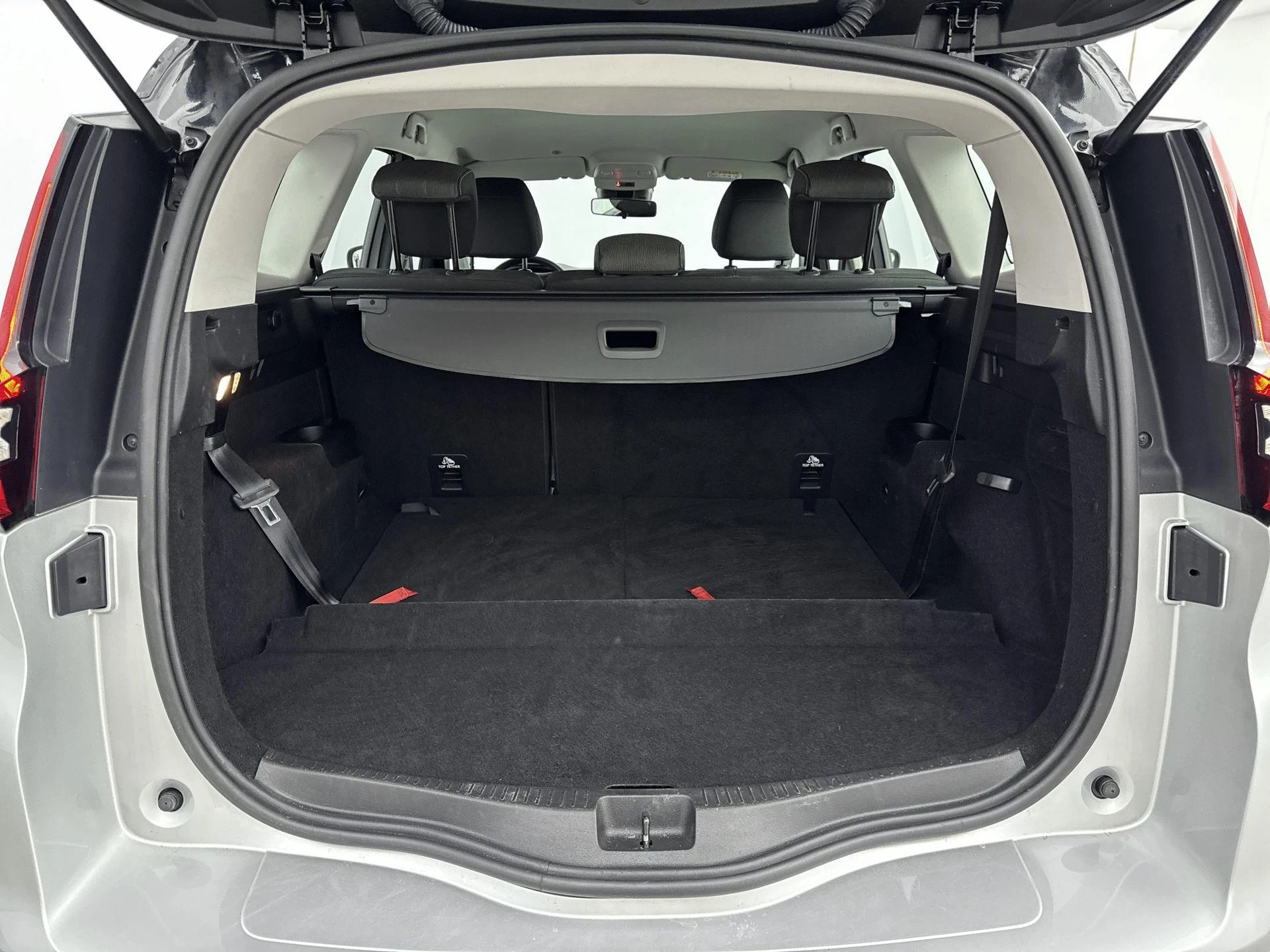 Renault-Grand Scénic-image-22