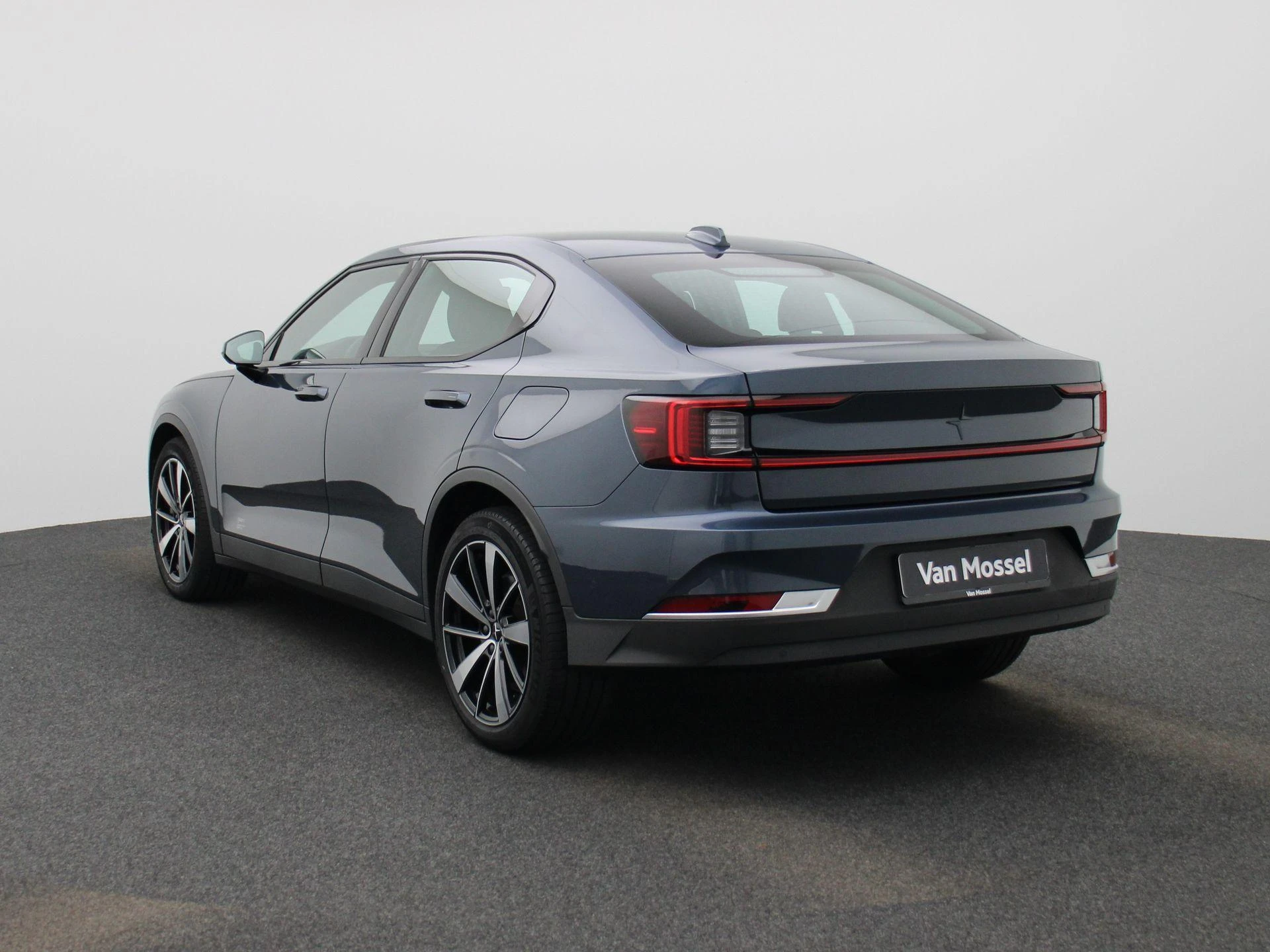 Polestar-2-image-1