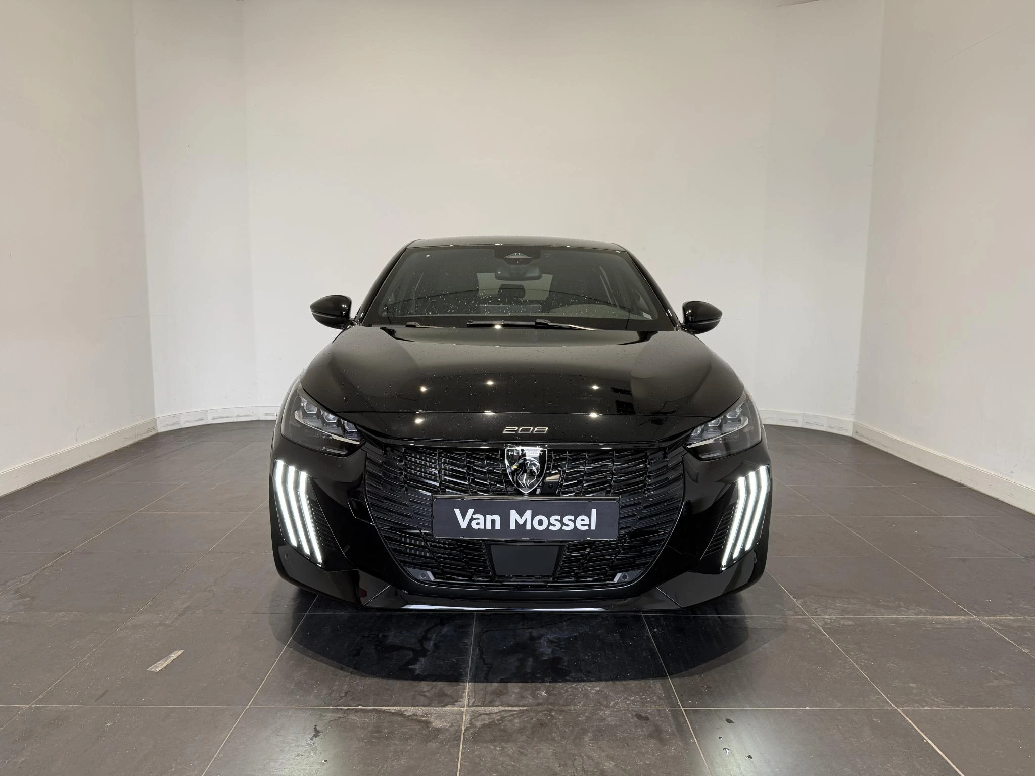 Peugeot-208-image-1