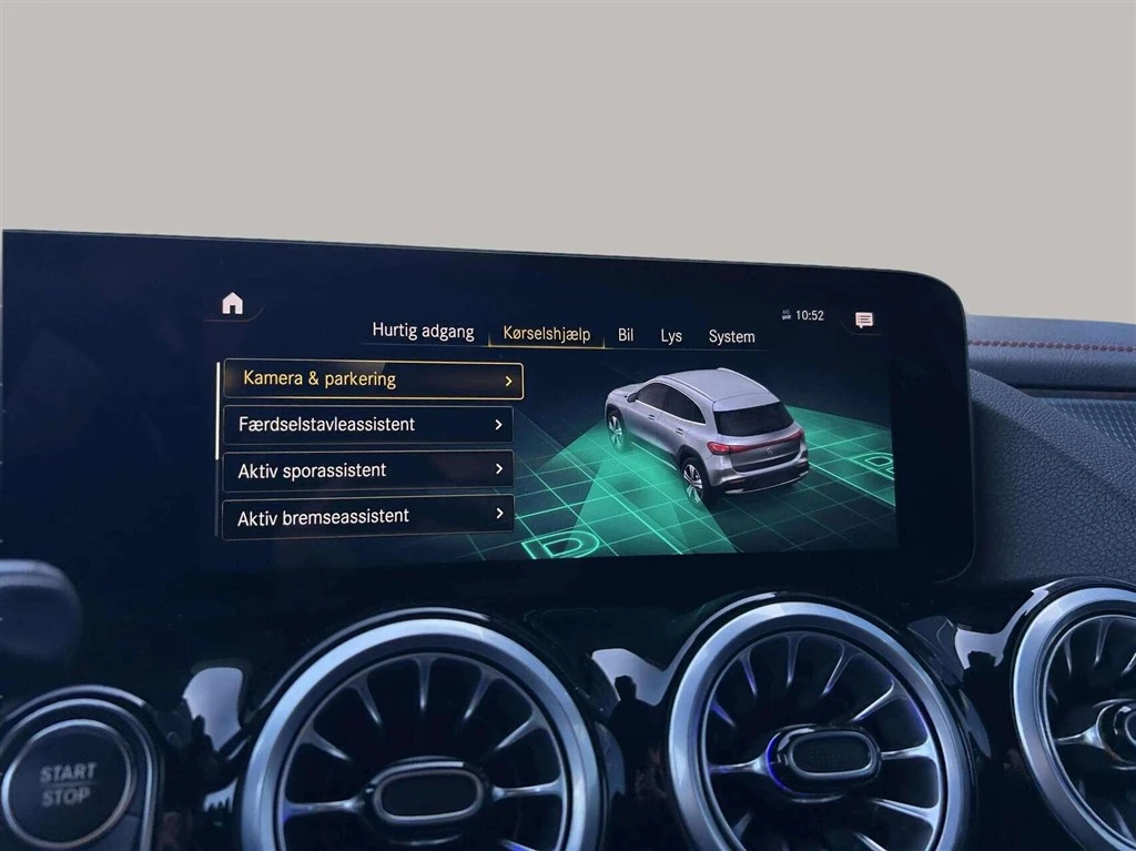 Mercedes-Benz-EQA-image-17