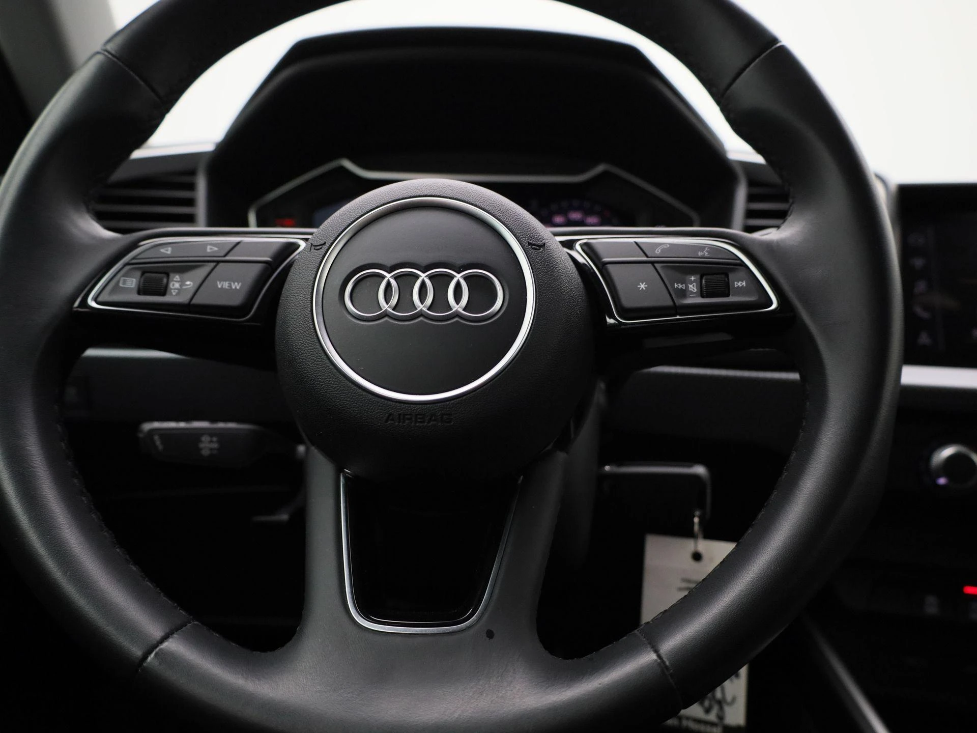Audi-A1 Sportback-image-6