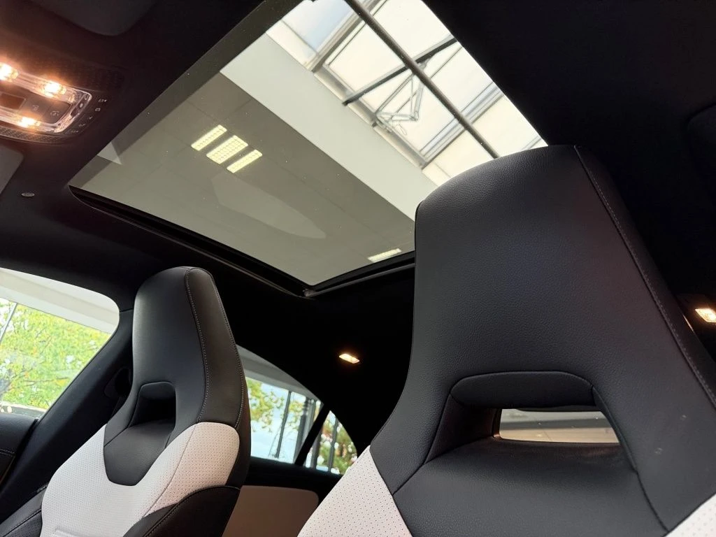 Mercedes-Benz-CLA 250-image-18