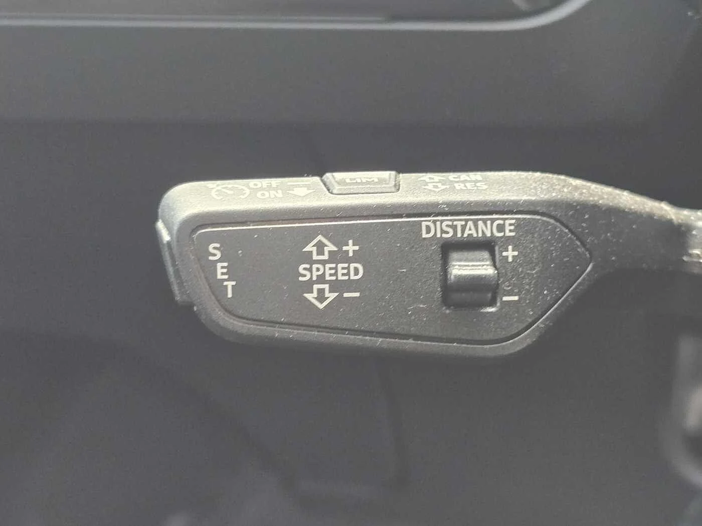 Audi-Q4 e-tron-image-25