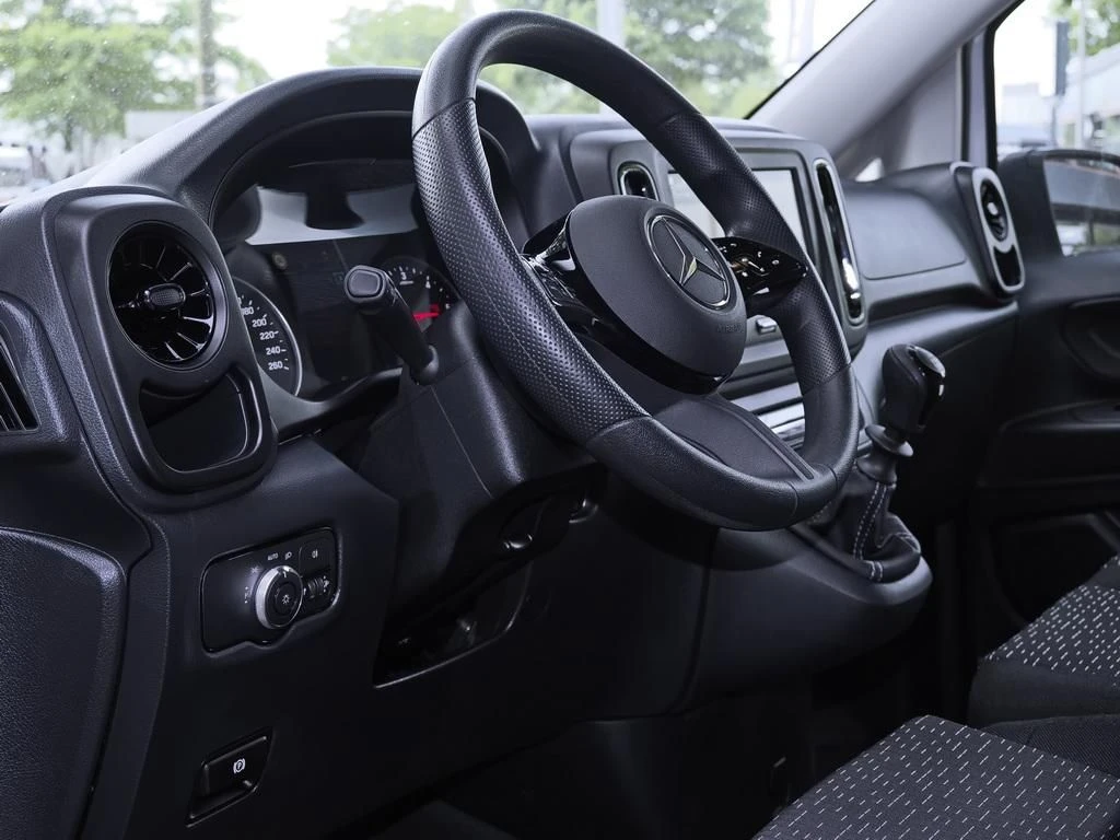 Mercedes-Benz-Vito 116-image-8