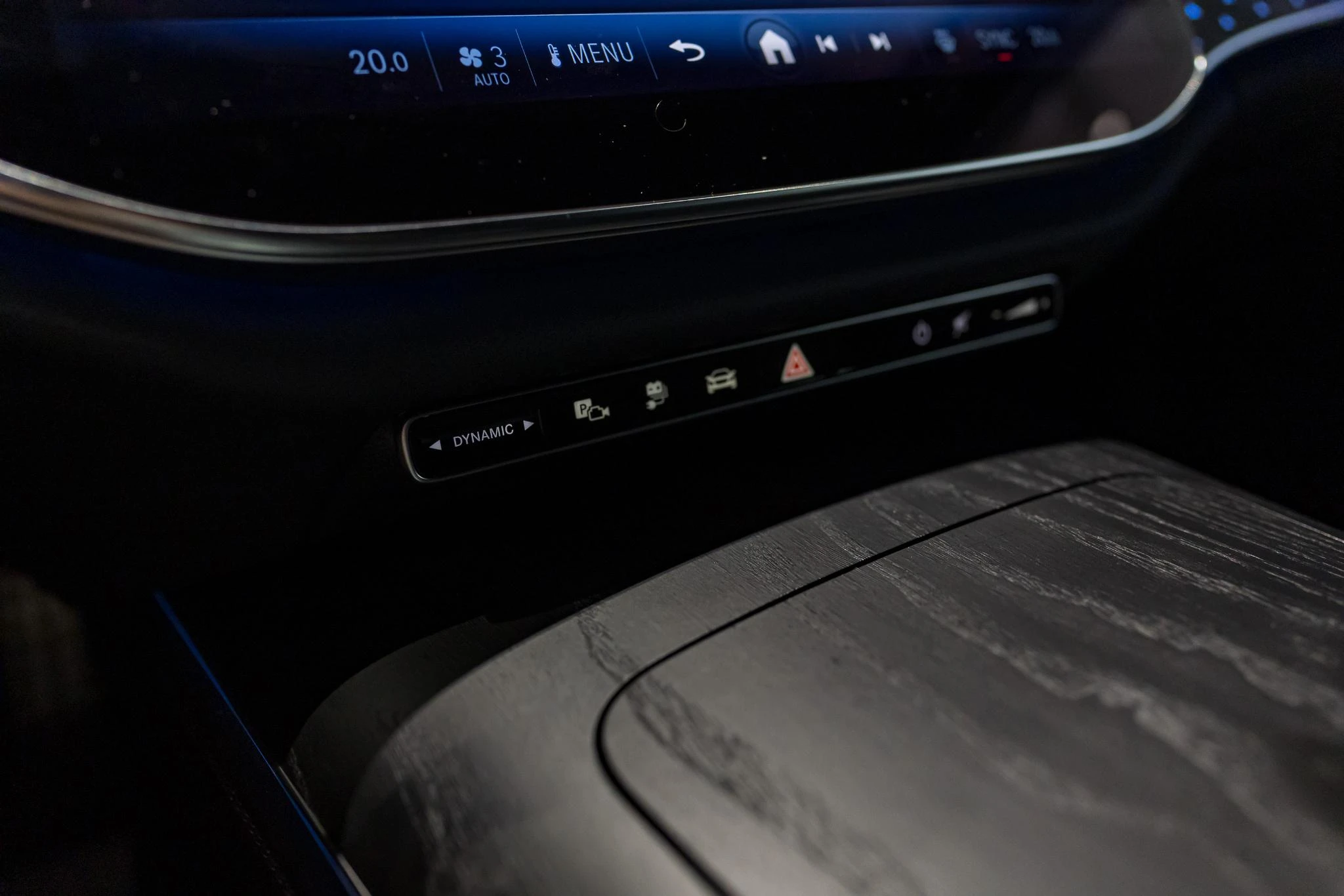 Mercedes-Benz-E-Klasse-image-43