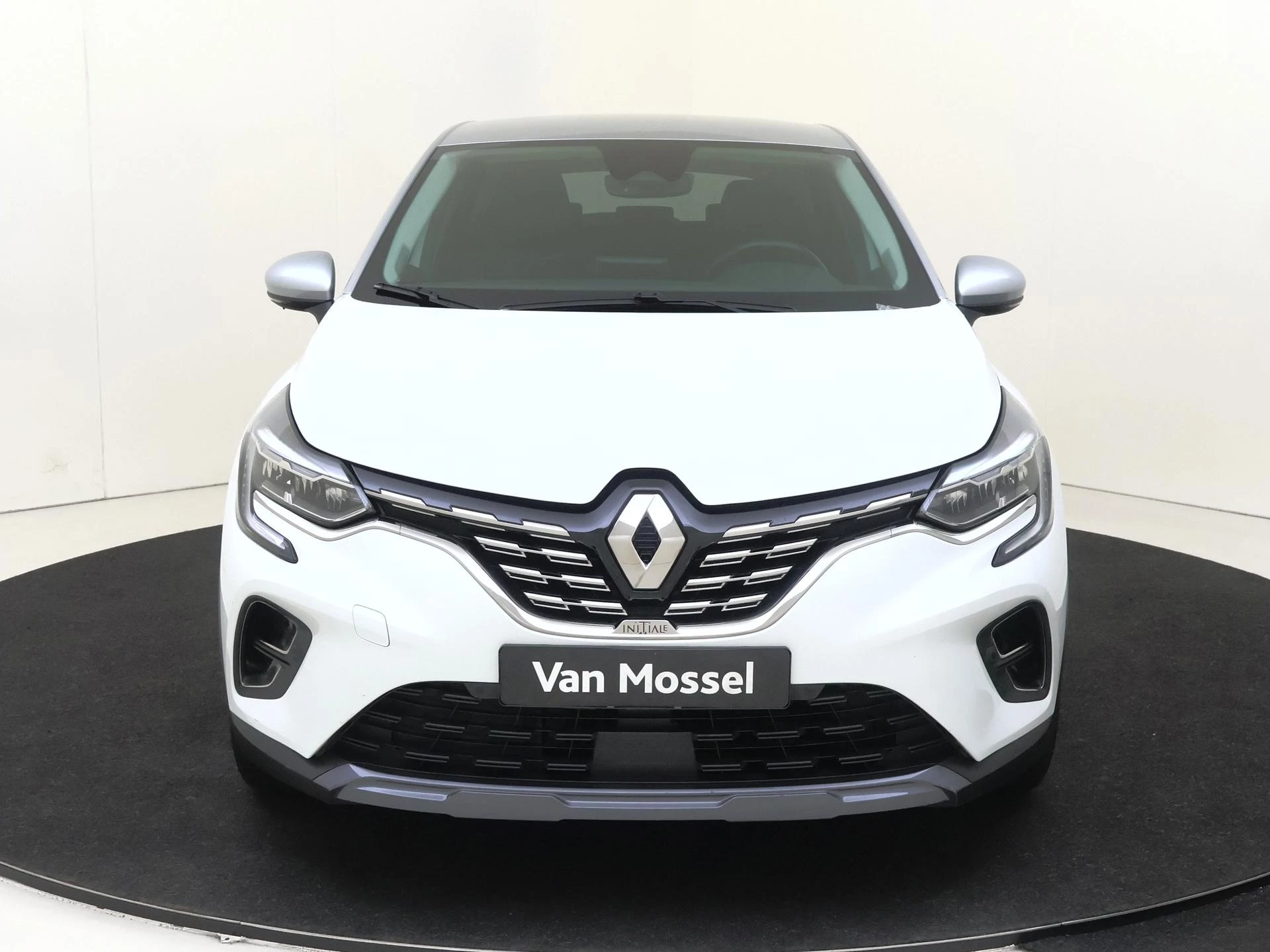 Renault-Captur-image-1