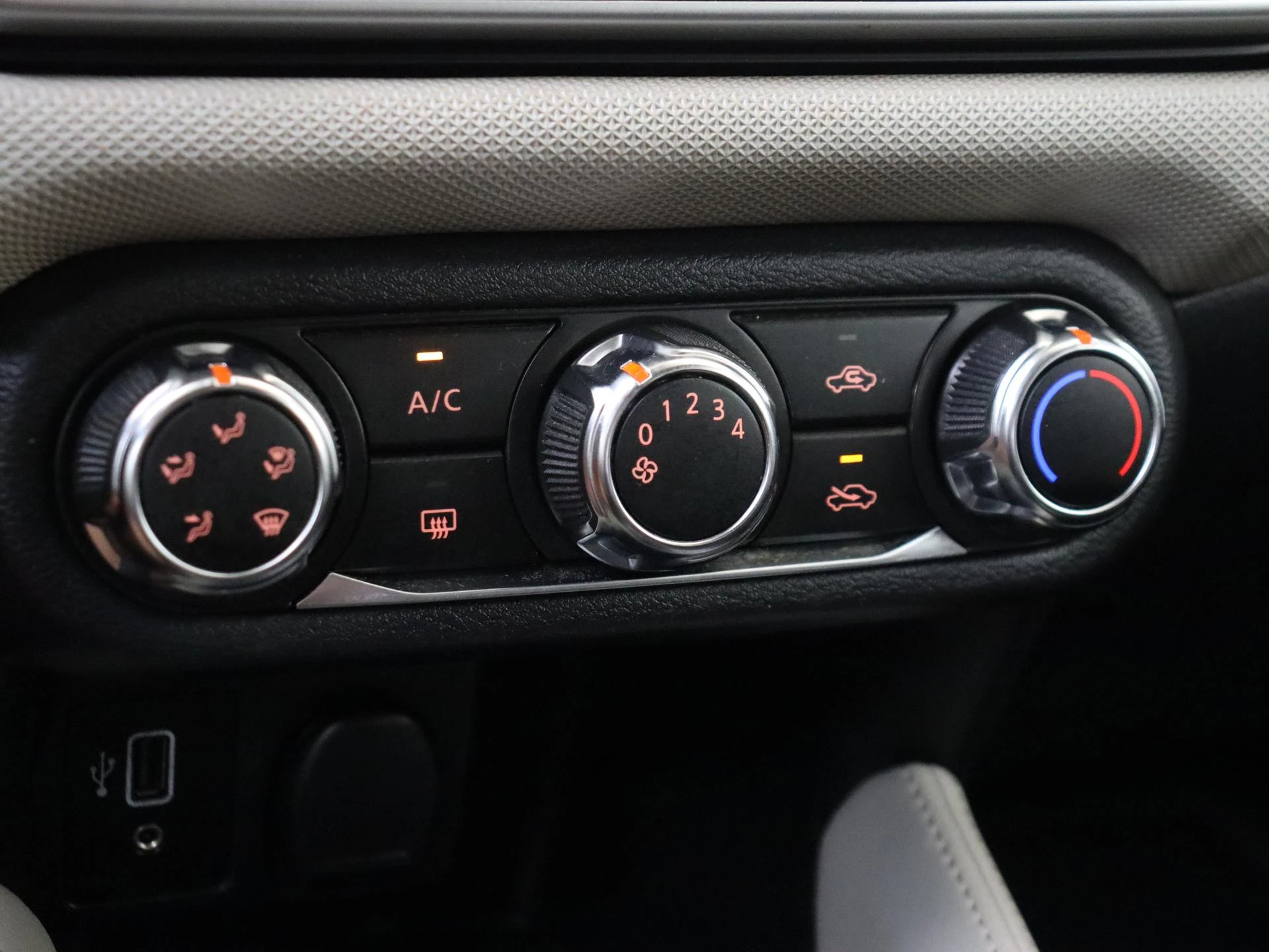 Nissan-Micra-image-18