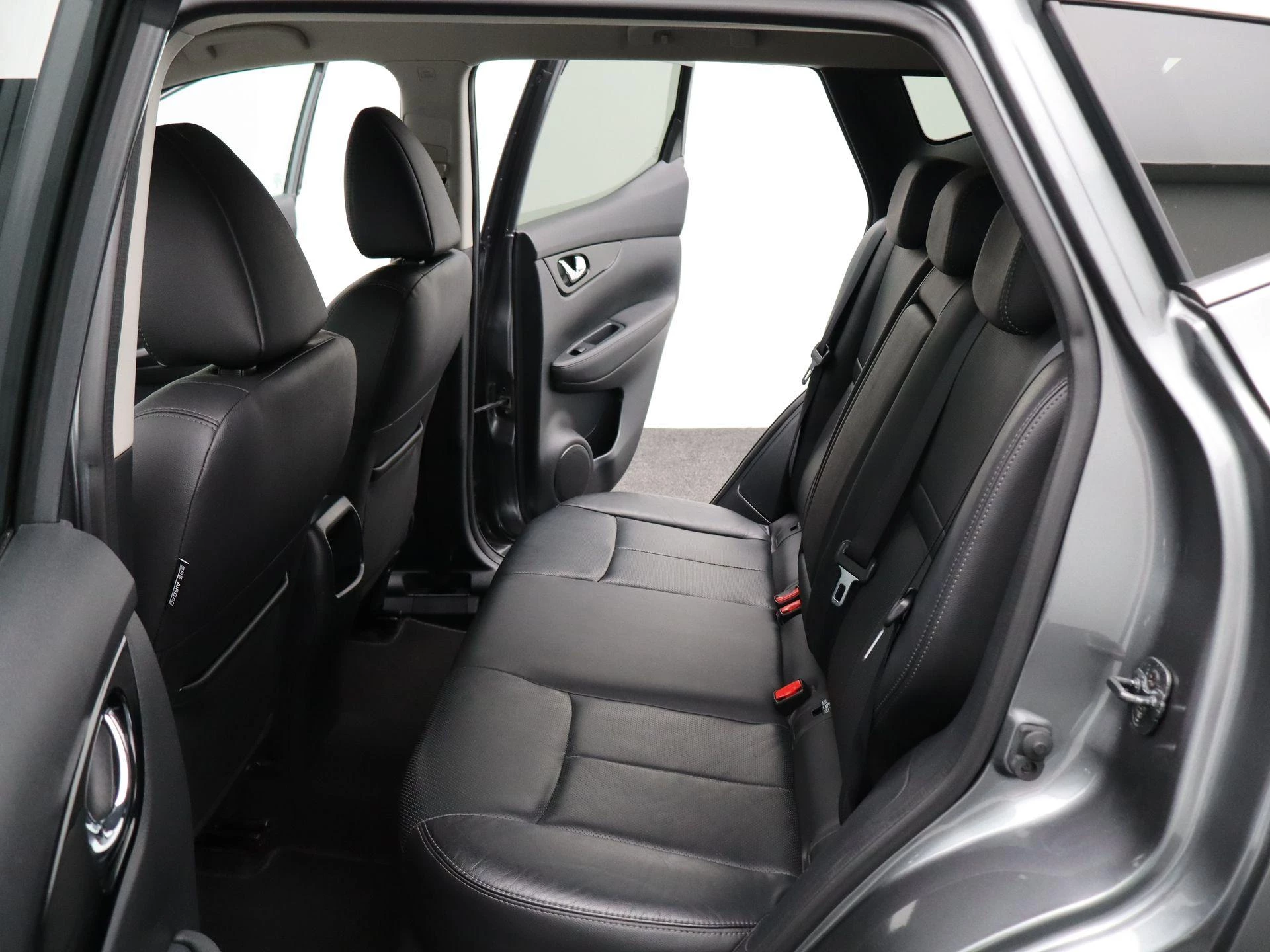 Nissan-QASHQAI-image-21