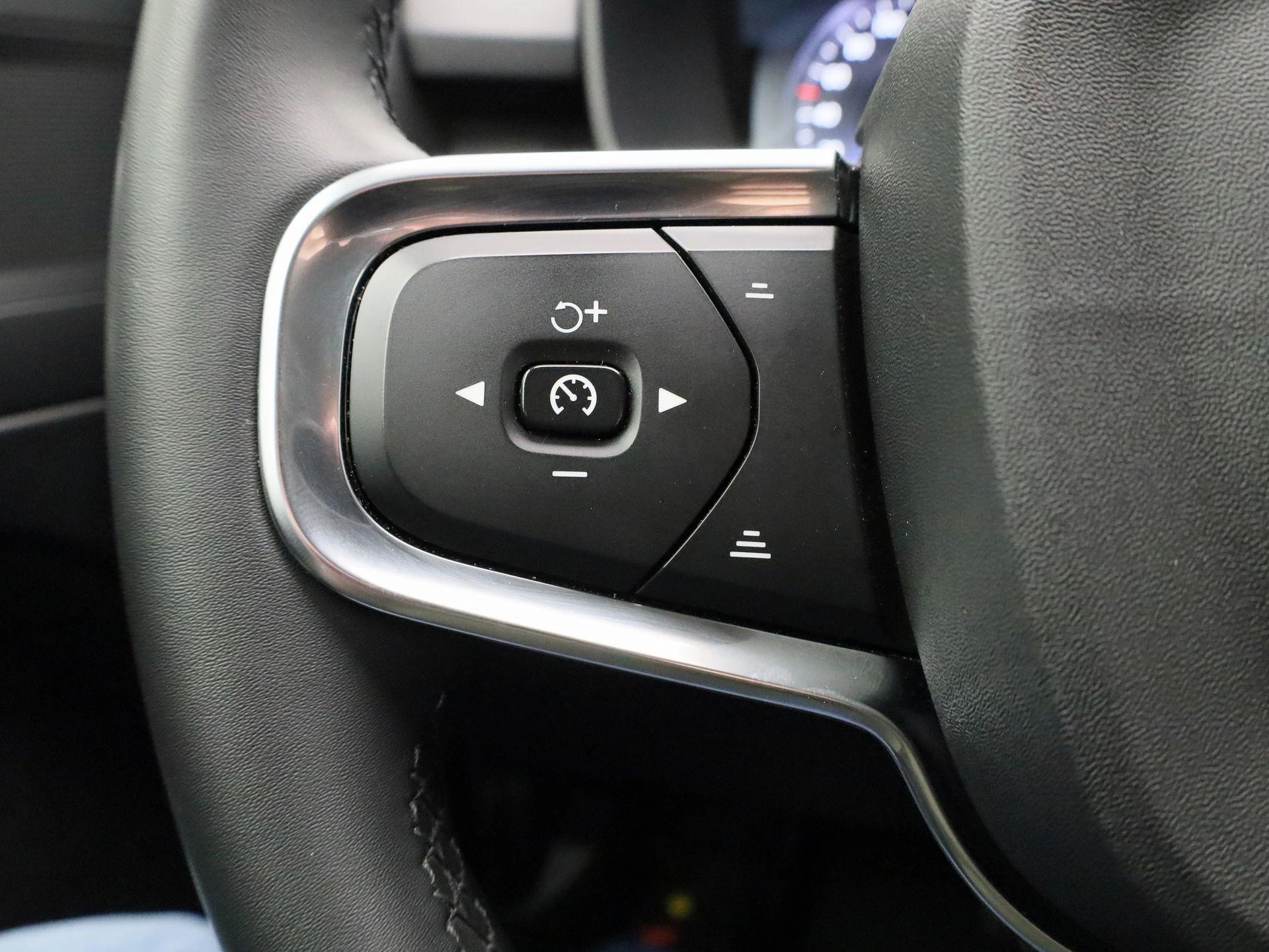 Volvo XC40 T2 Geartronic Momentum