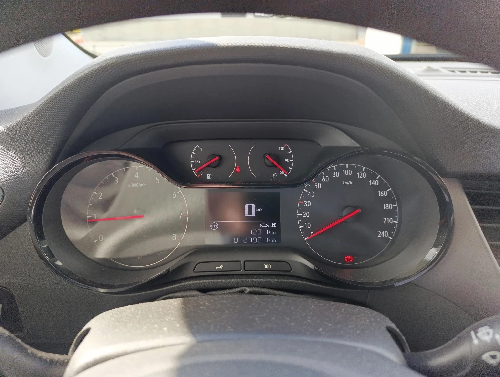 Opel-Crossland X-image-11