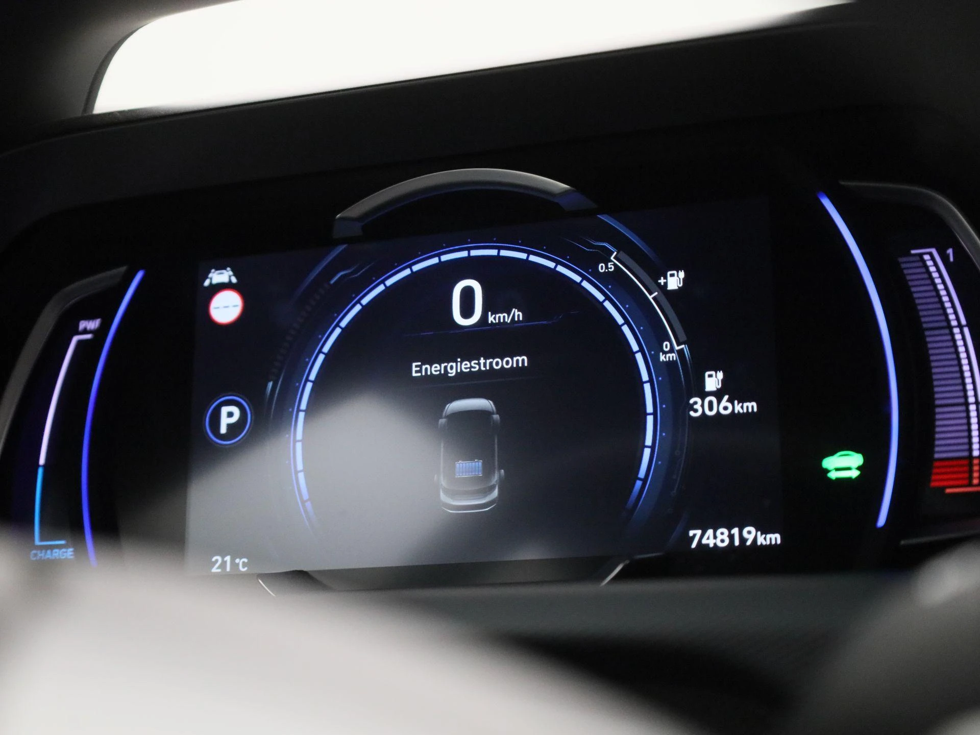 Hyundai-IONIQ-image-24