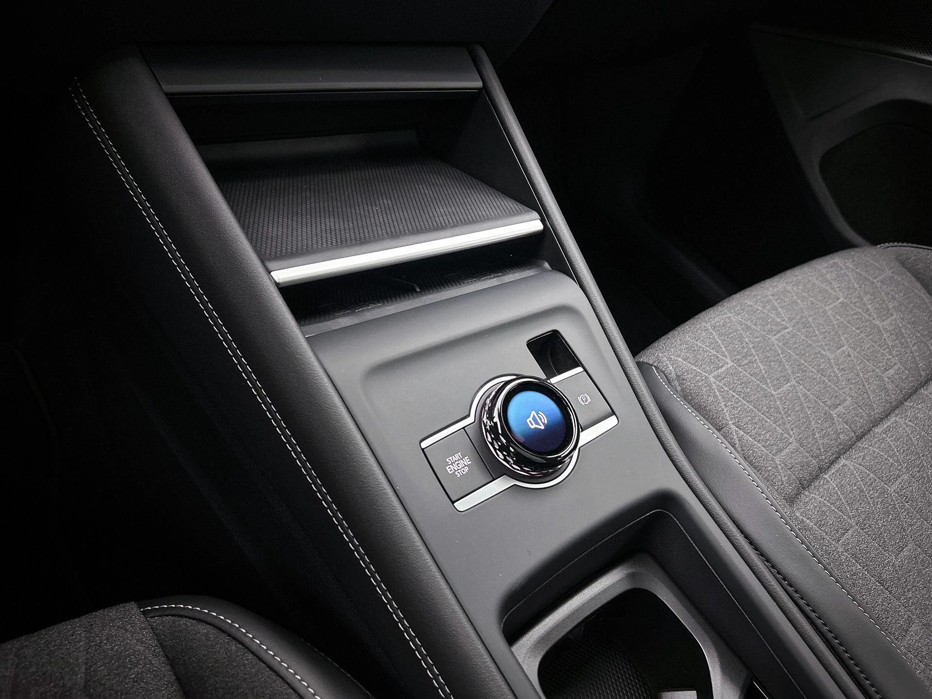 Volkswagen-Tayron-image-25