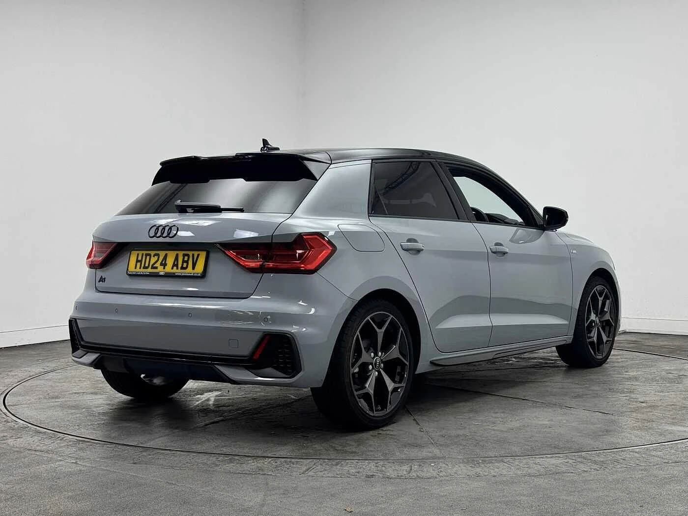 Audi-A1 Sportback-image-38