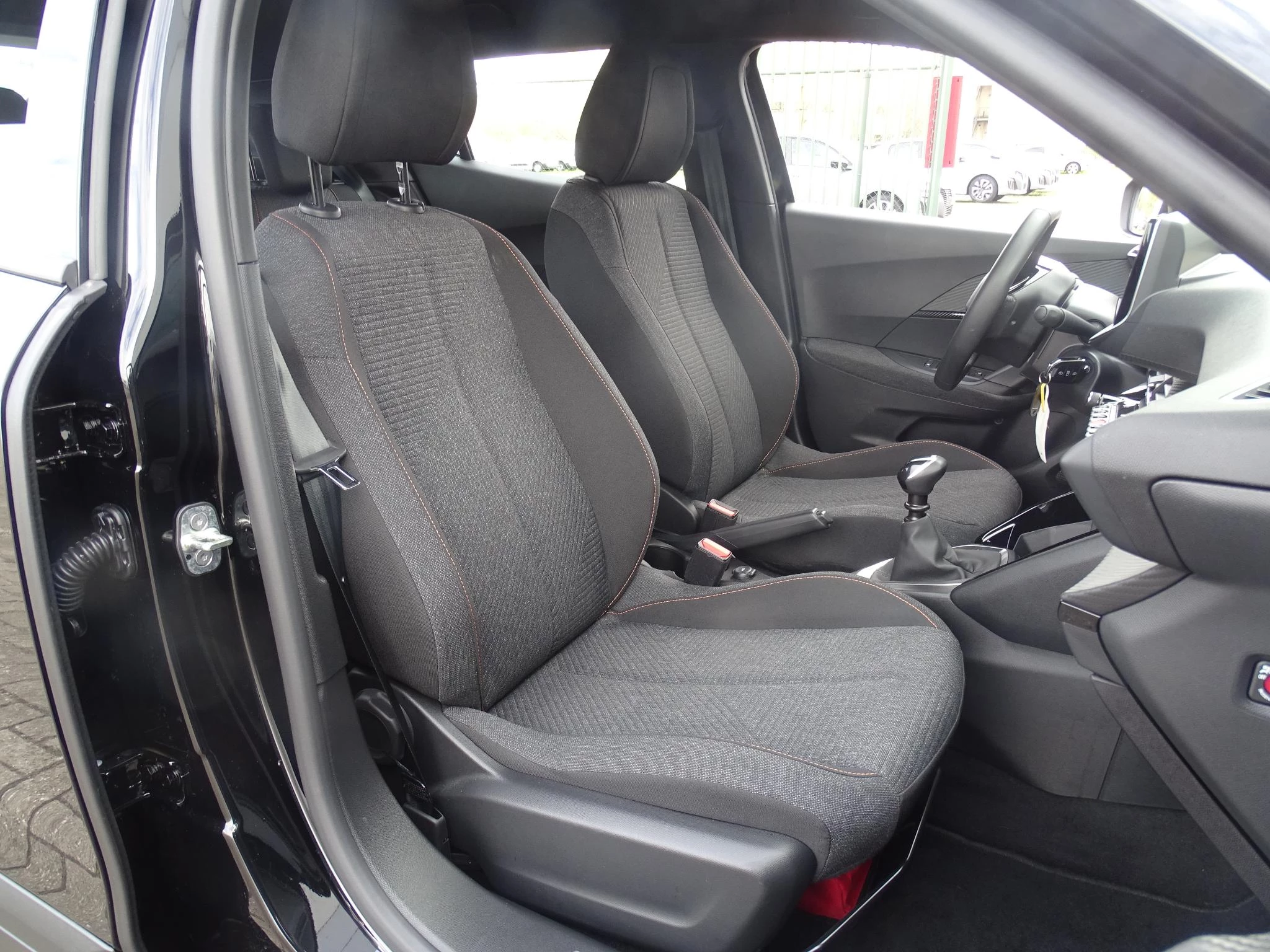 Peugeot 2008 1.2T Style