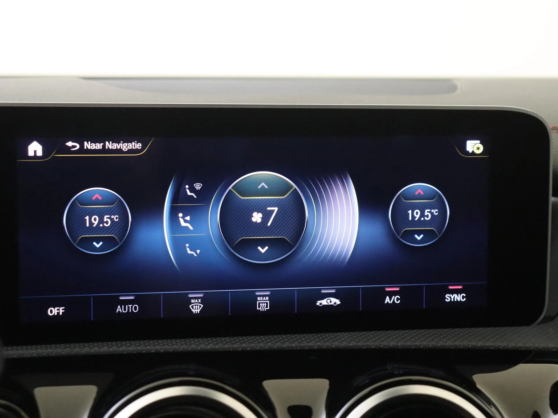 Mercedes-Benz CLA Shooting Brake 180 Business Solution AMG