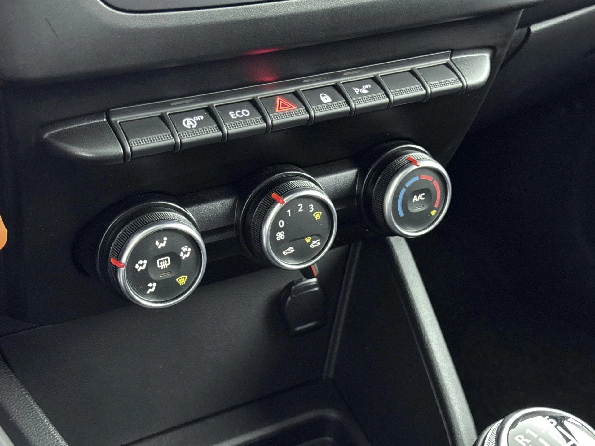 Dacia-Duster-image-23