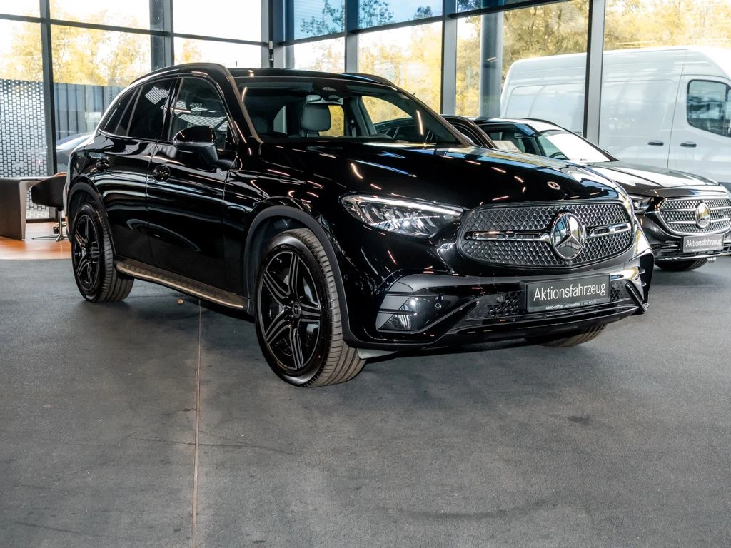Mercedes-Benz-GLC 200 d-image-3