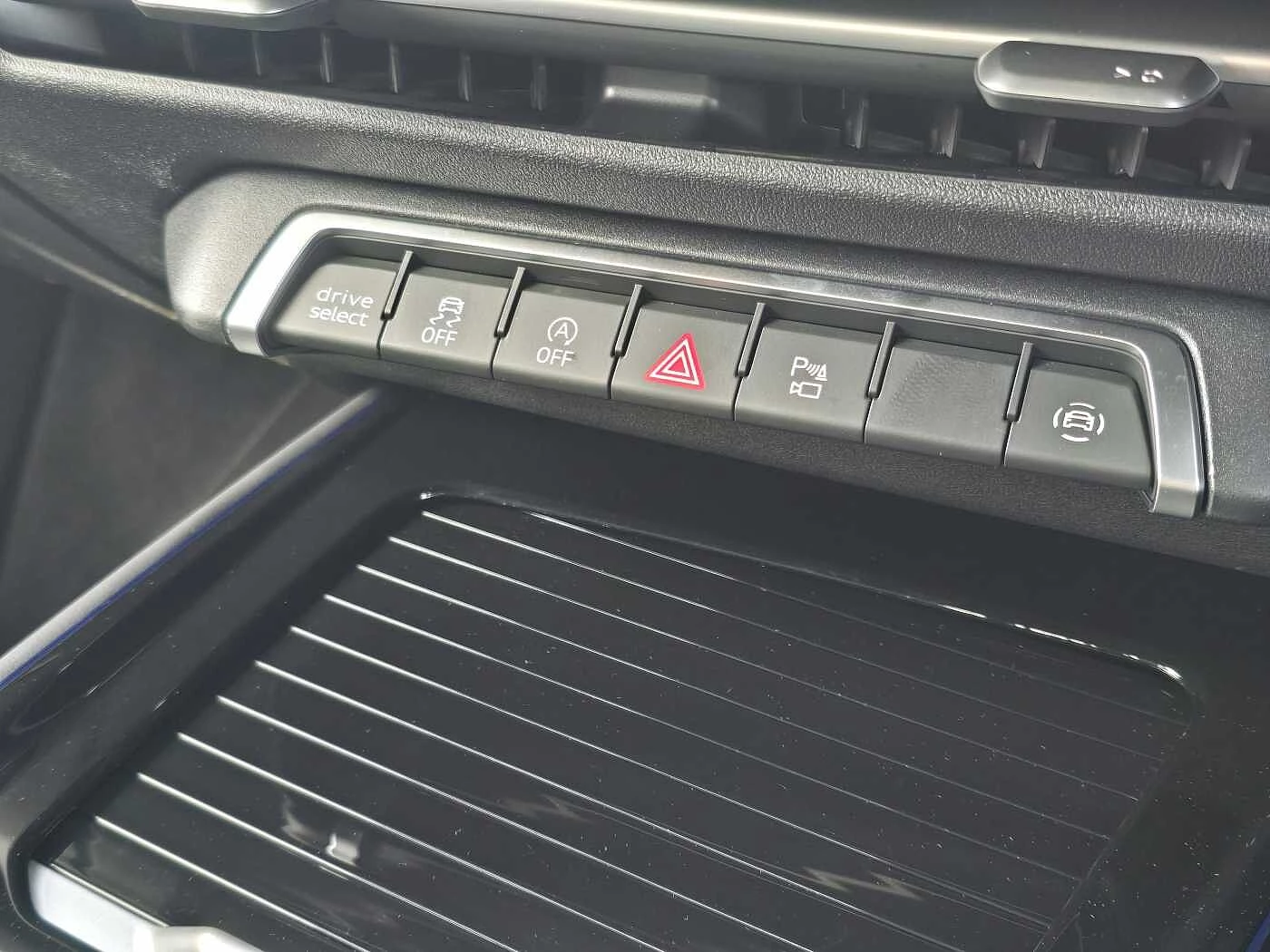 Audi-Q3-image-22