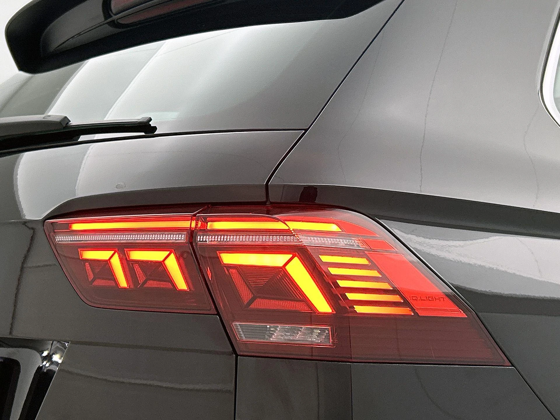 Volkswagen-Tiguan-image-20
