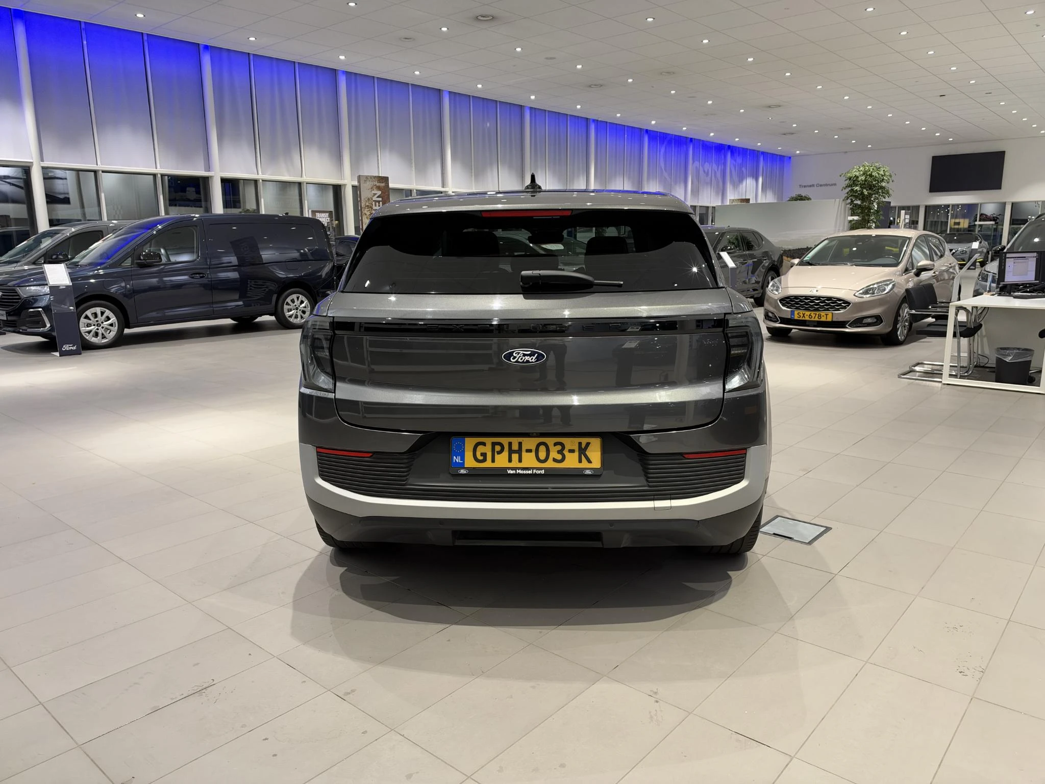 Ford-Explorer-image-3