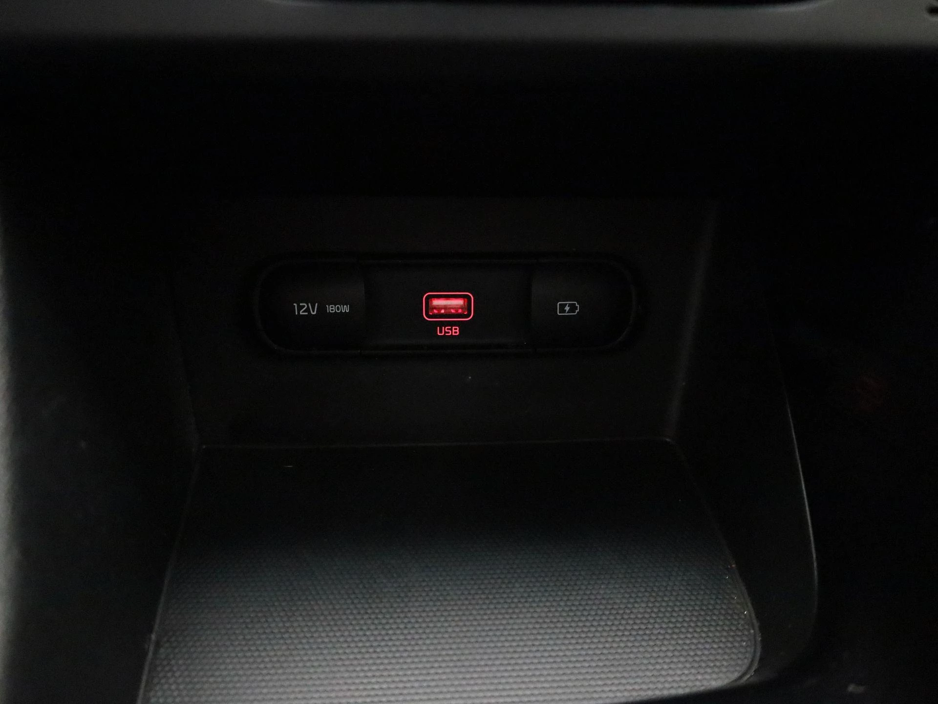 Kia-Niro-image-26