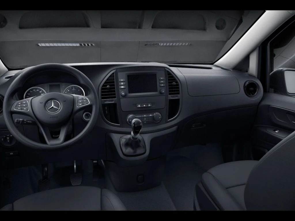 Mercedes-Benz-Vito 110-image-9