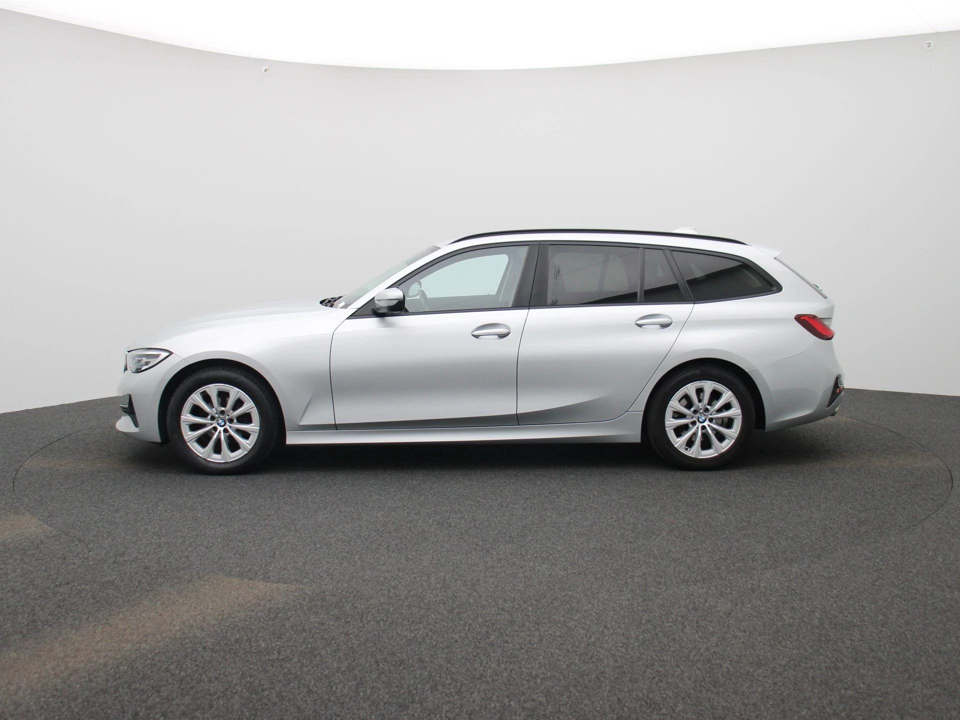 BMW 3 Reeks Touring 318dA (110 kW)