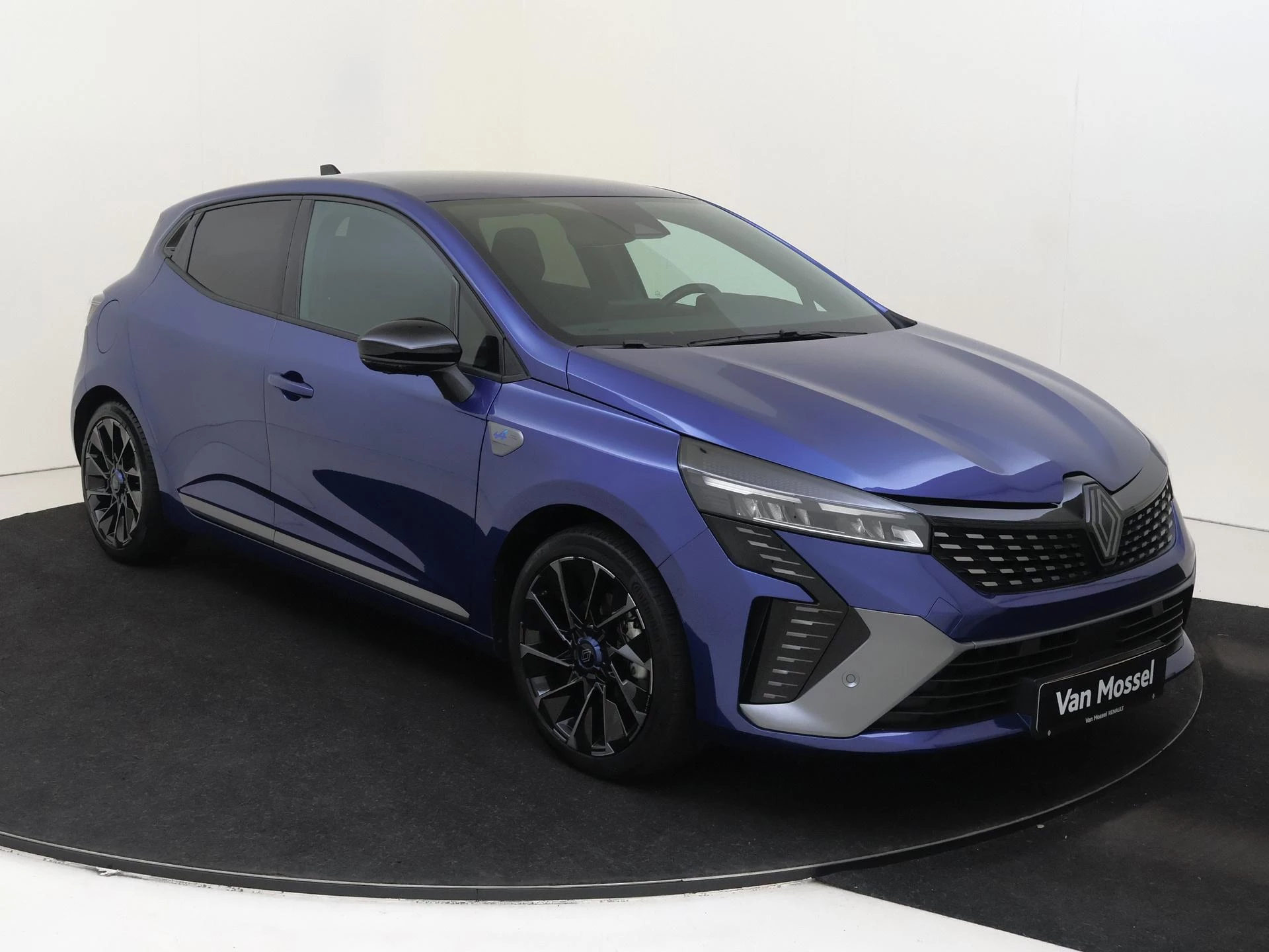 Renault-Clio-image-2