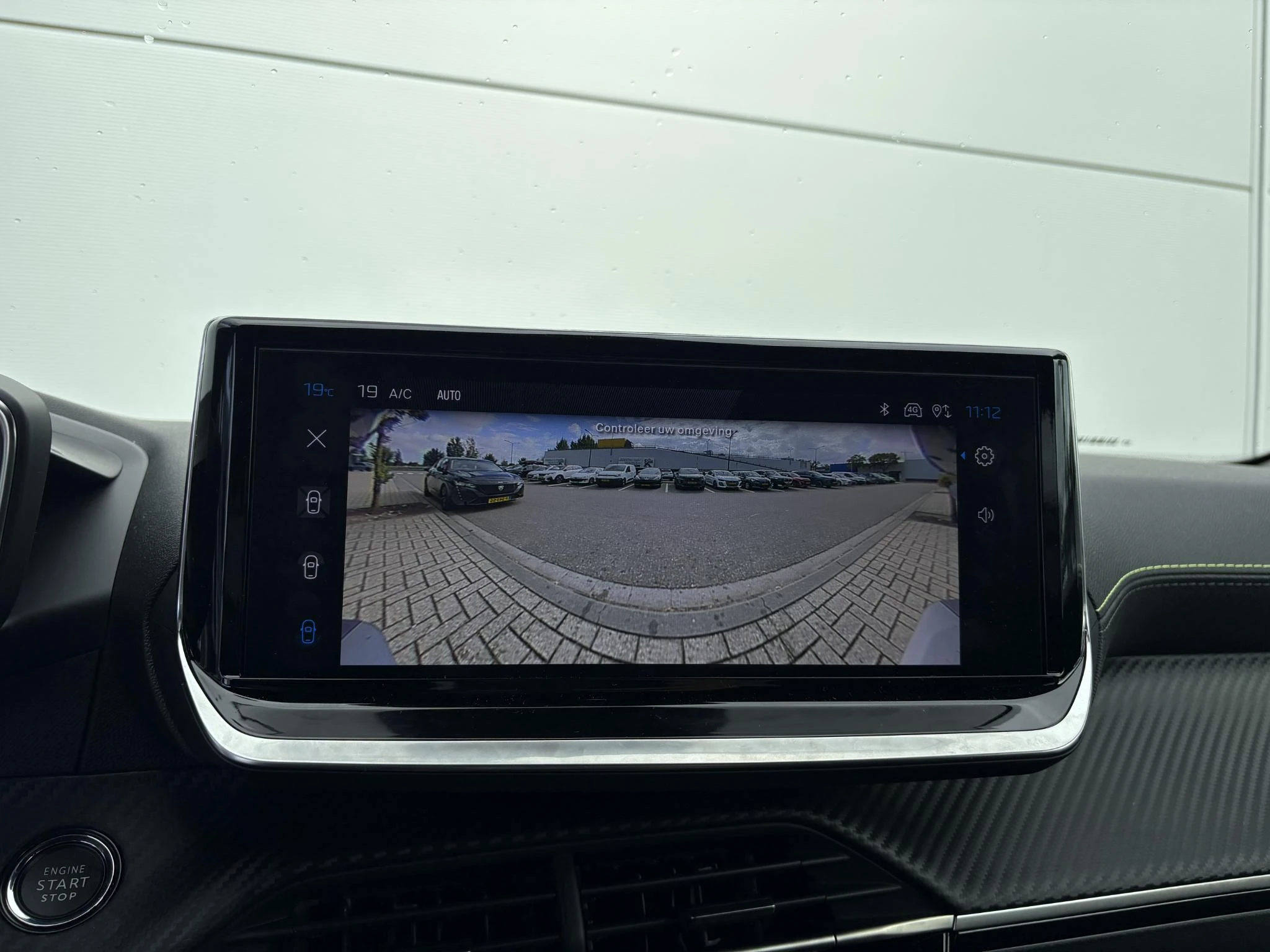 Peugeot-e-2008-image-15