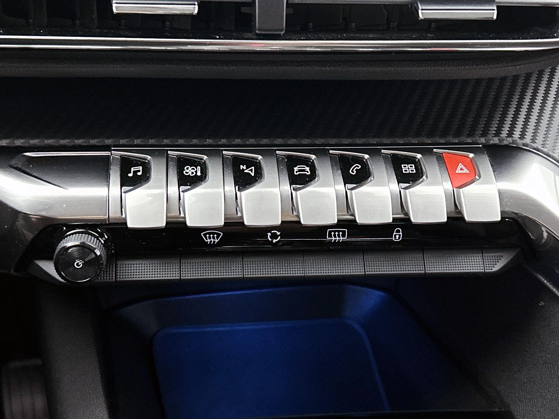 Peugeot-5008-image-11