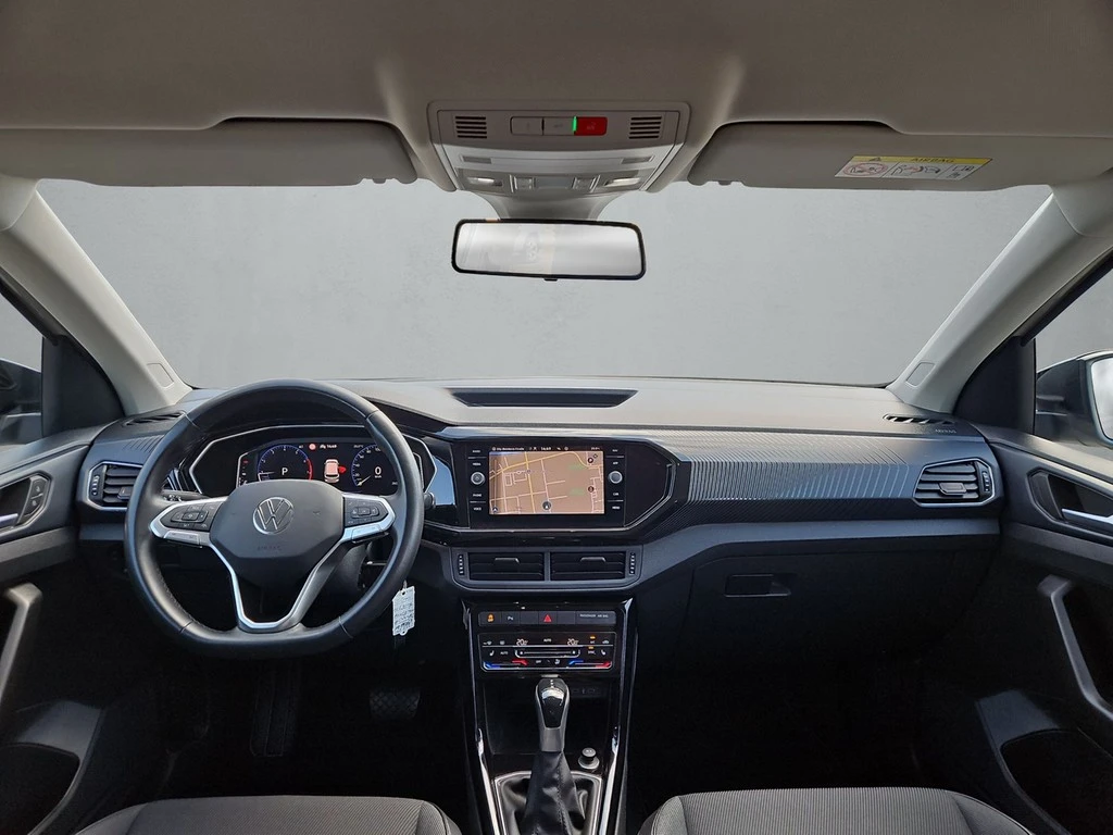 Volkswagen-T-Cross-image-7
