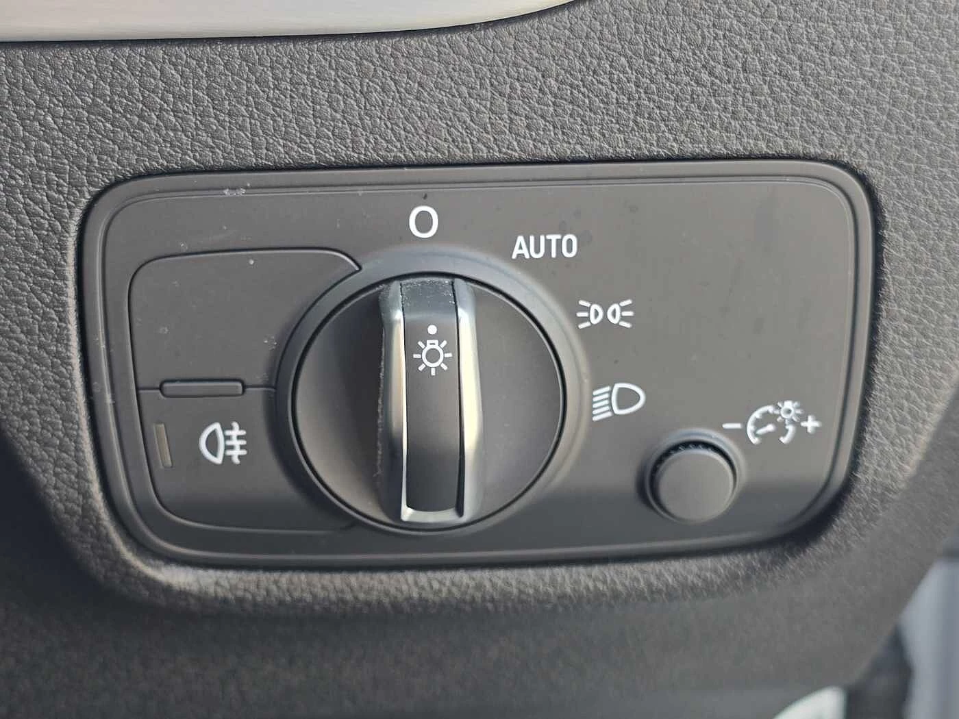 Audi-Q2-image-28