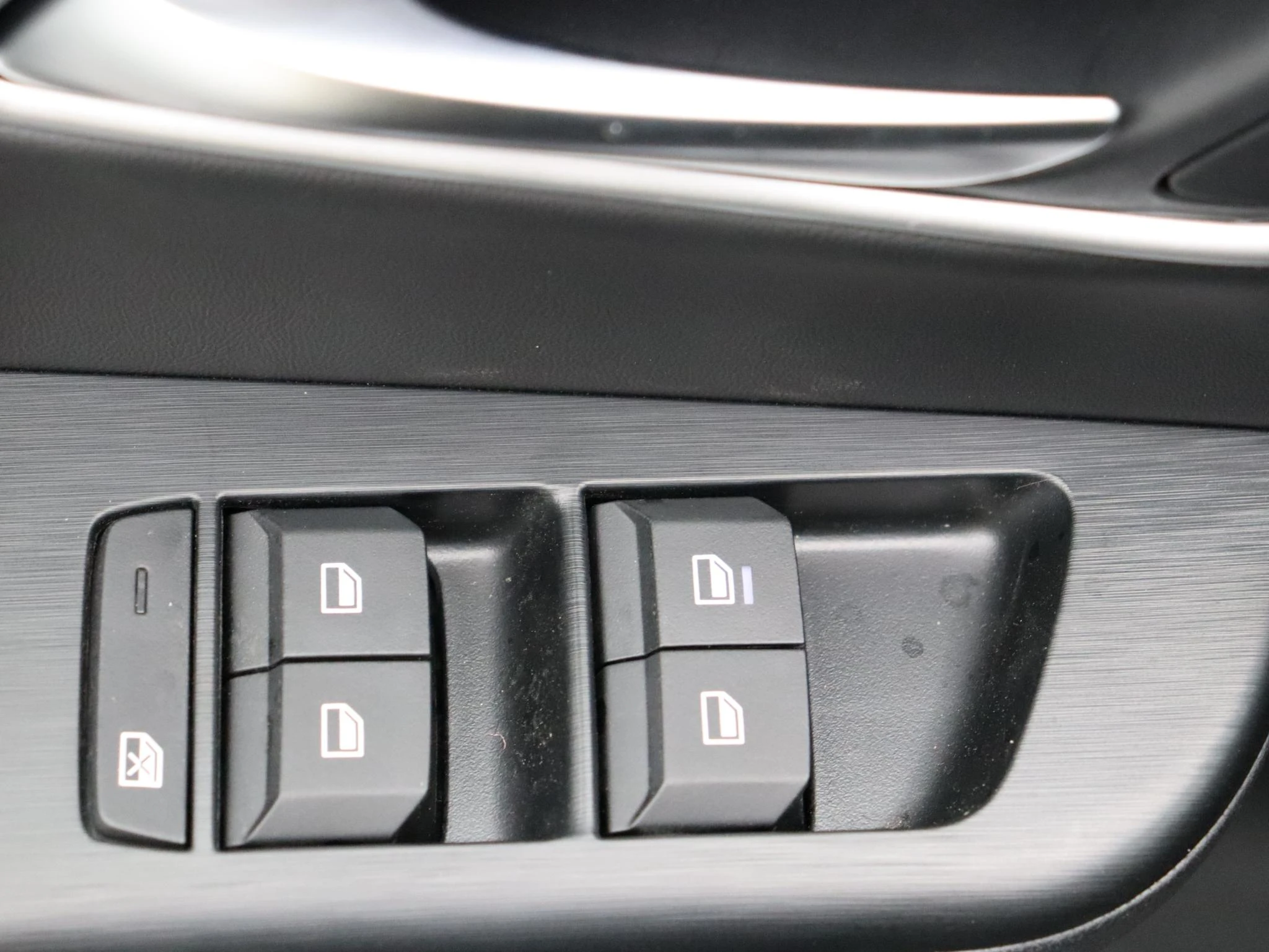MG-ZS-image-9