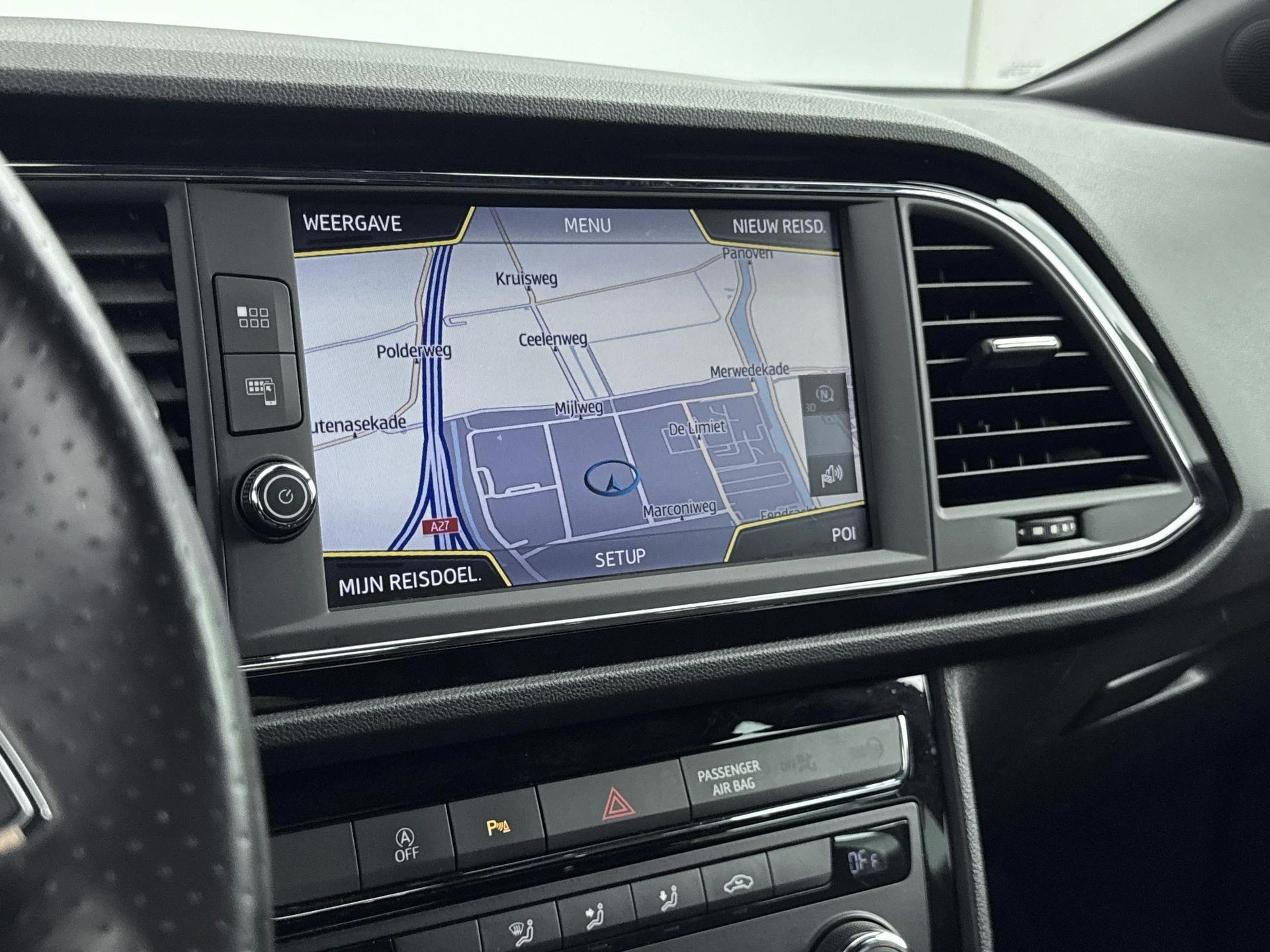 SEAT-Leon-image-19