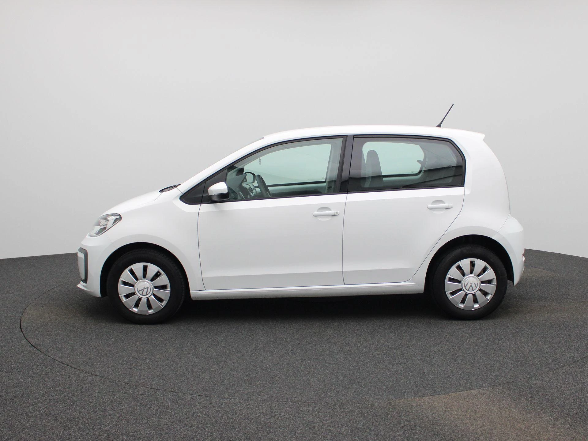 Volkswagen-up!-image-3