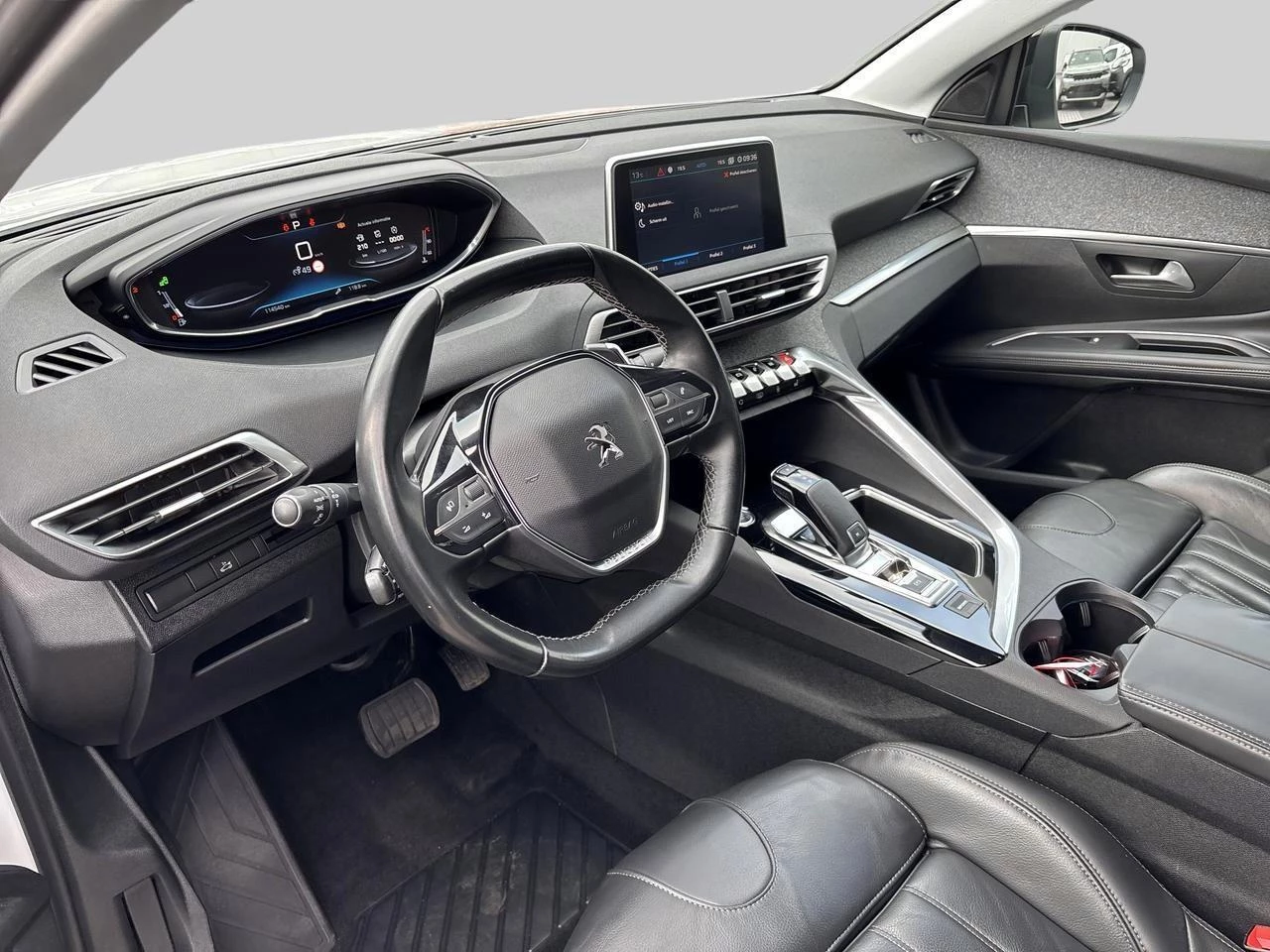 Peugeot-5008-image-8