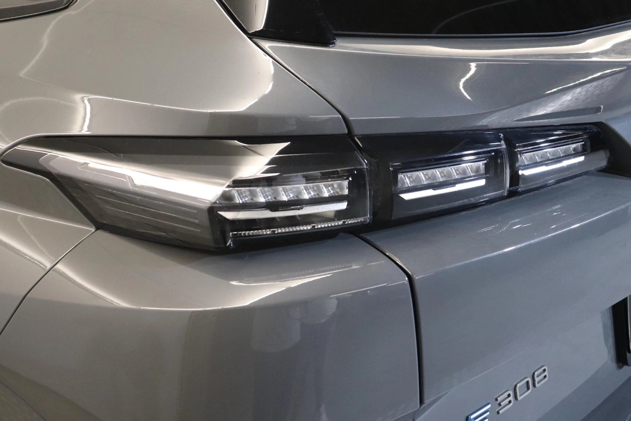 Peugeot-e-308-image-16