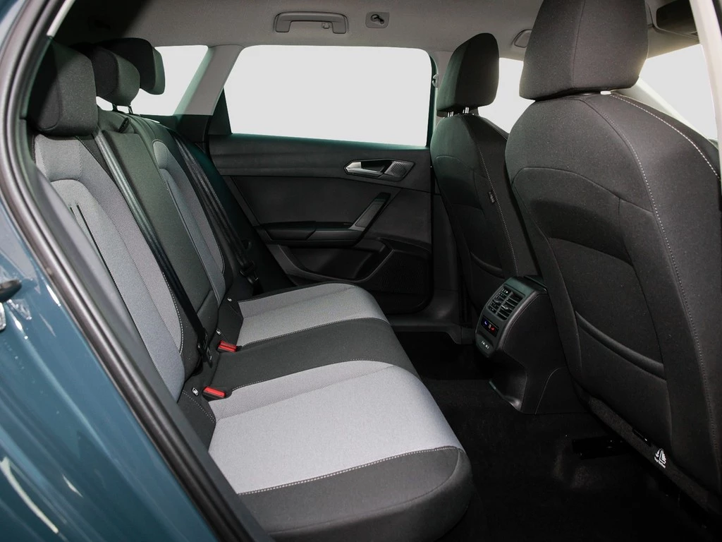 SEAT Leon Sportstourer RE 1.5eTSI 7-Gang-DSG SAL