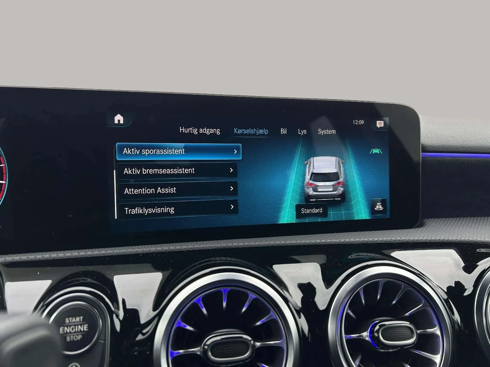 Mercedes-Benz-A-Klasse-image-17