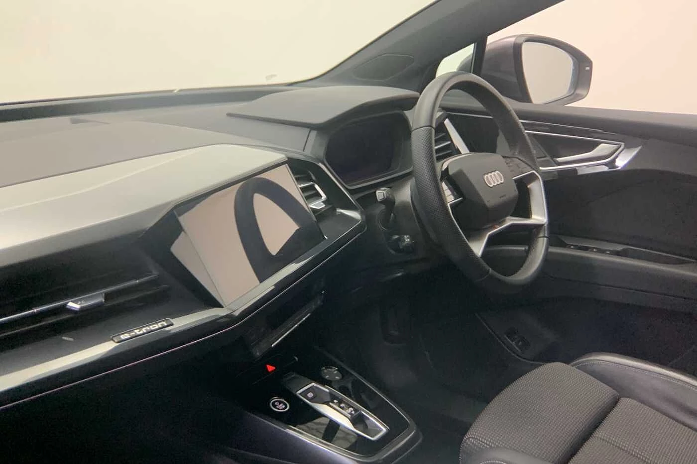 Audi-Q4 Sportback e-tron-image-11